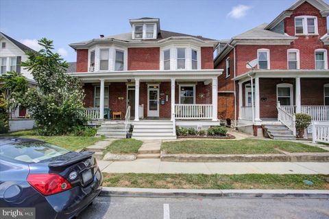 Townhouse For Sale - 823 Mulberry Avenue<br/> Washington County, HAGERSTOWN, MD 21742