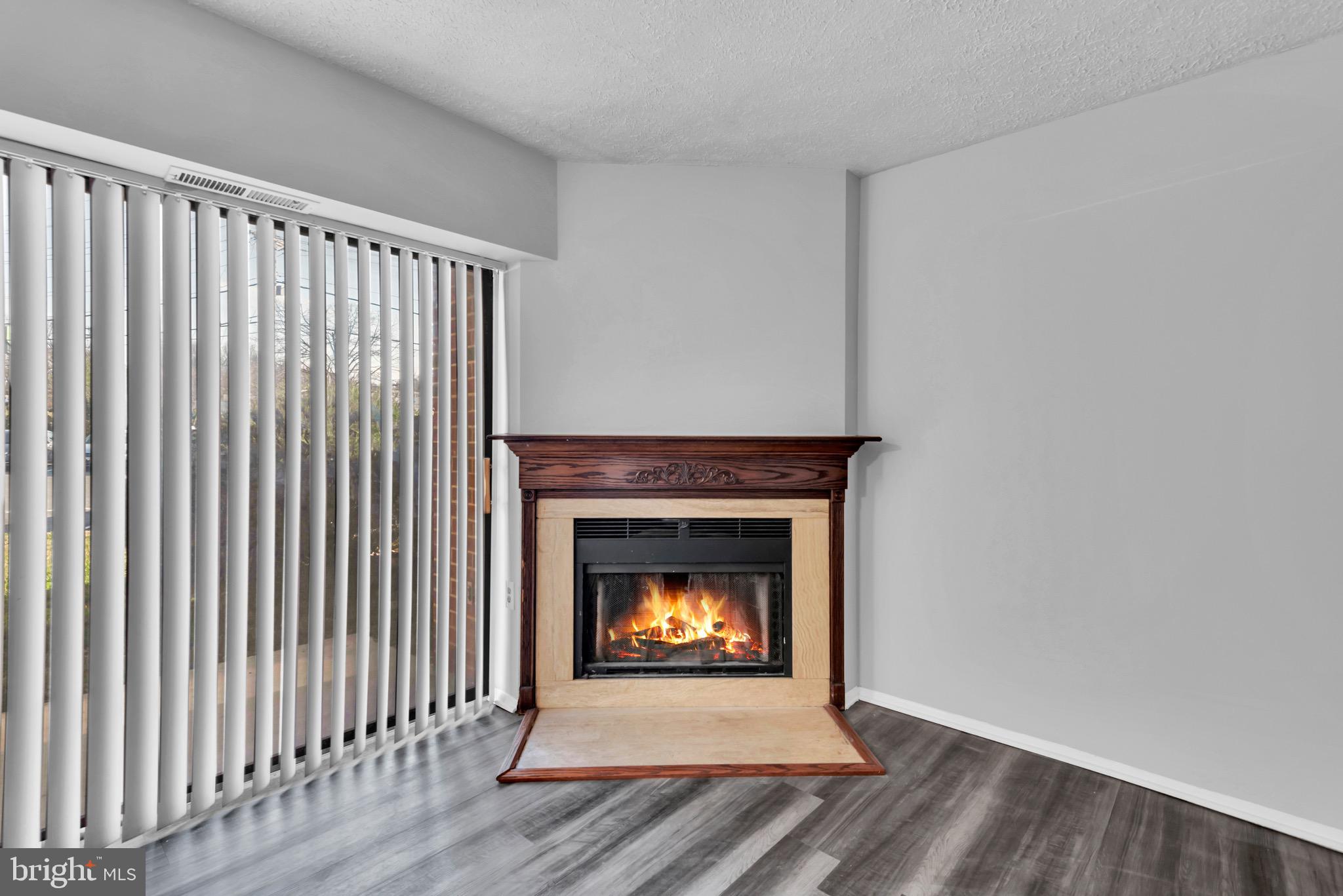 SUN VALLEY CONDOMINIUMS - Residential