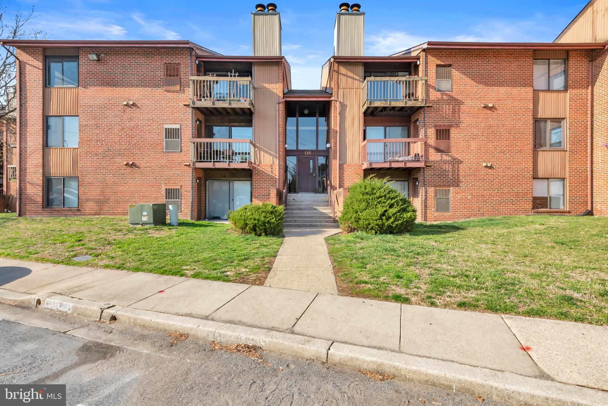 SUN VALLEY CONDOMINIUMS - Residential