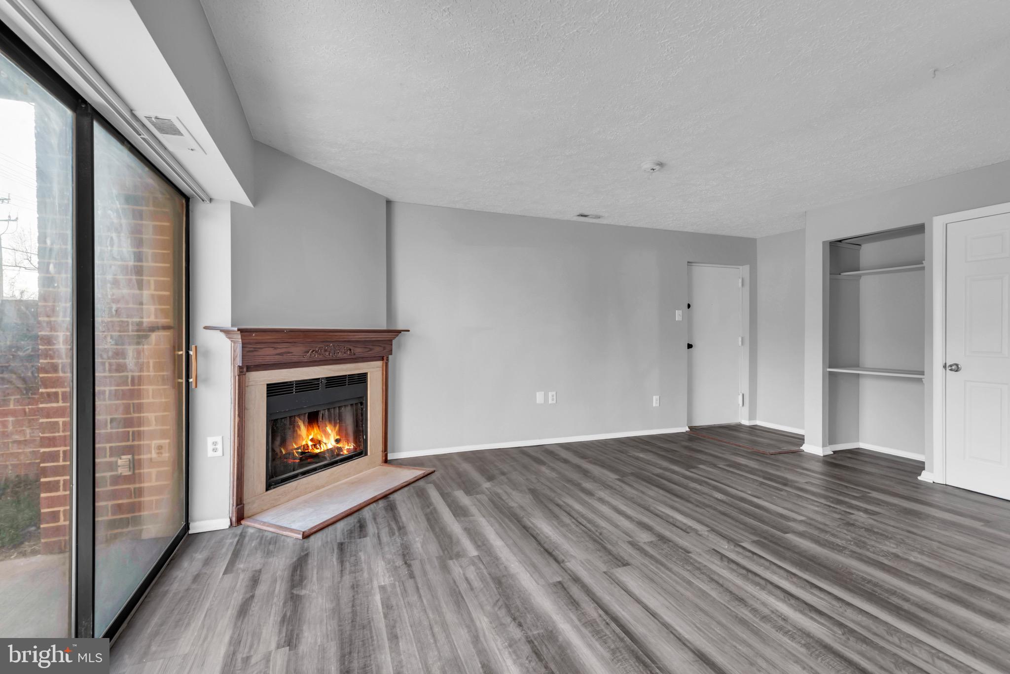 SUN VALLEY CONDOMINIUMS - Residential