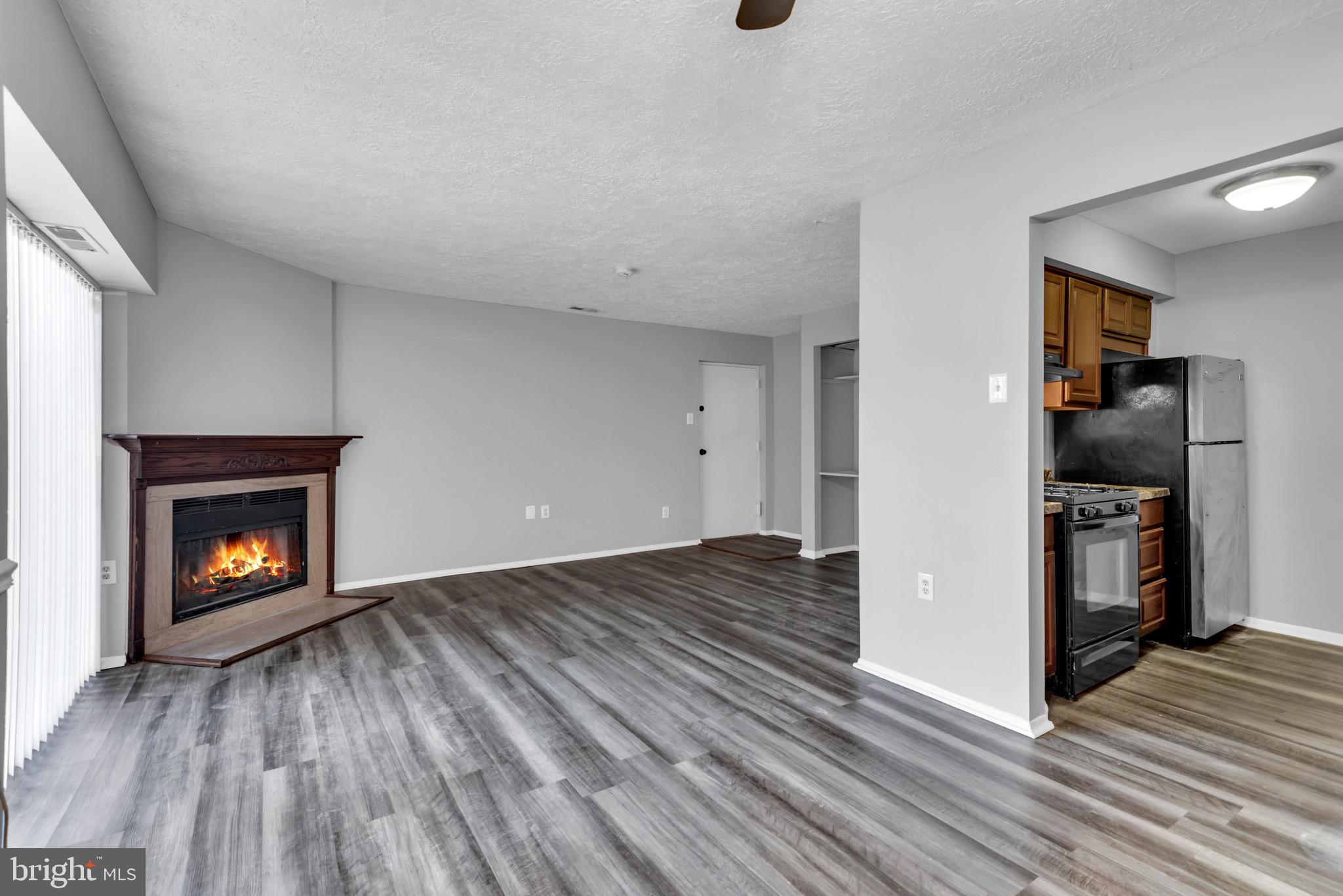 SUN VALLEY CONDOMINIUMS - Residential