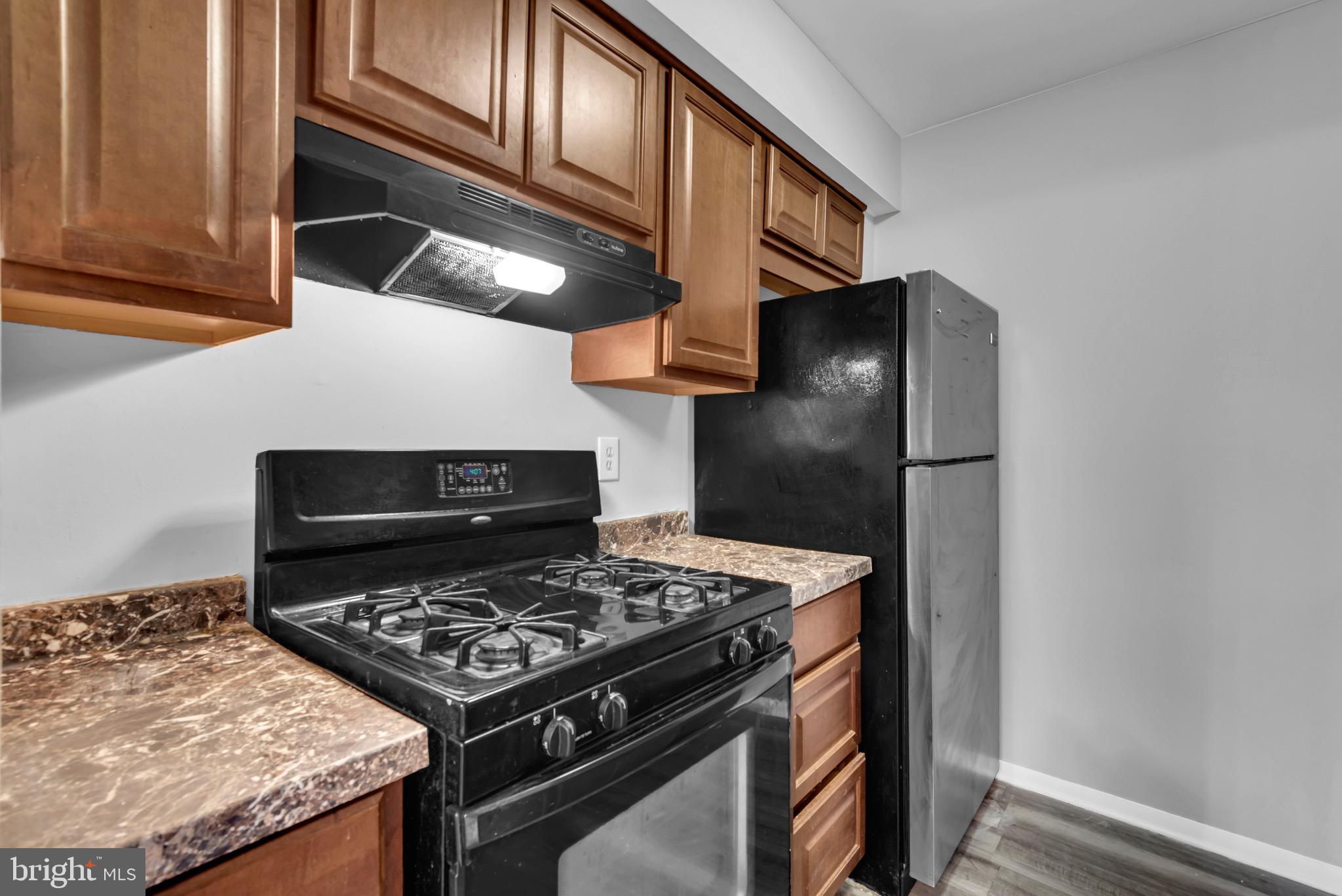 SUN VALLEY CONDOMINIUMS - Residential