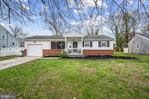 Homes For Sale - 6 Sussex Road<br/> MARLTON, NJ 08053