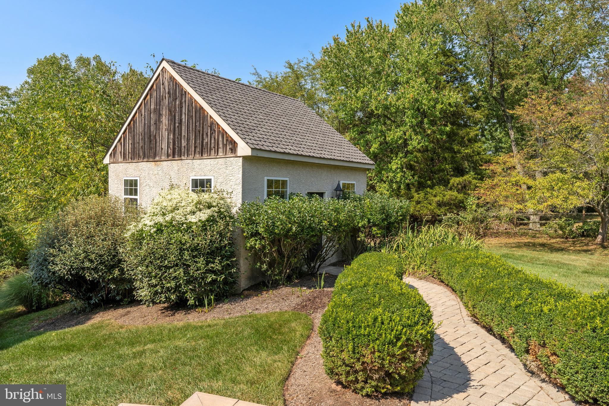 FAWN CREEK - Residential