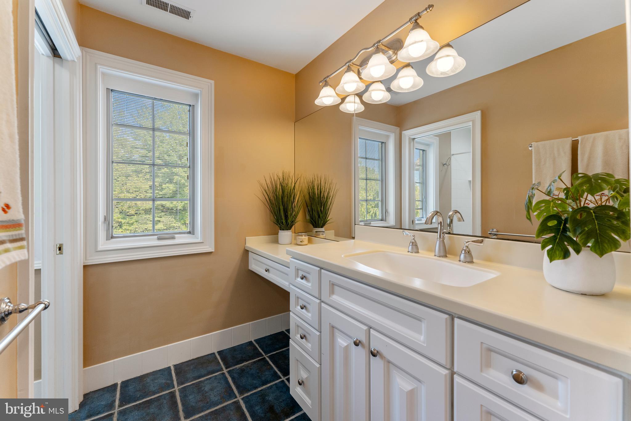 FAWN CREEK - Residential