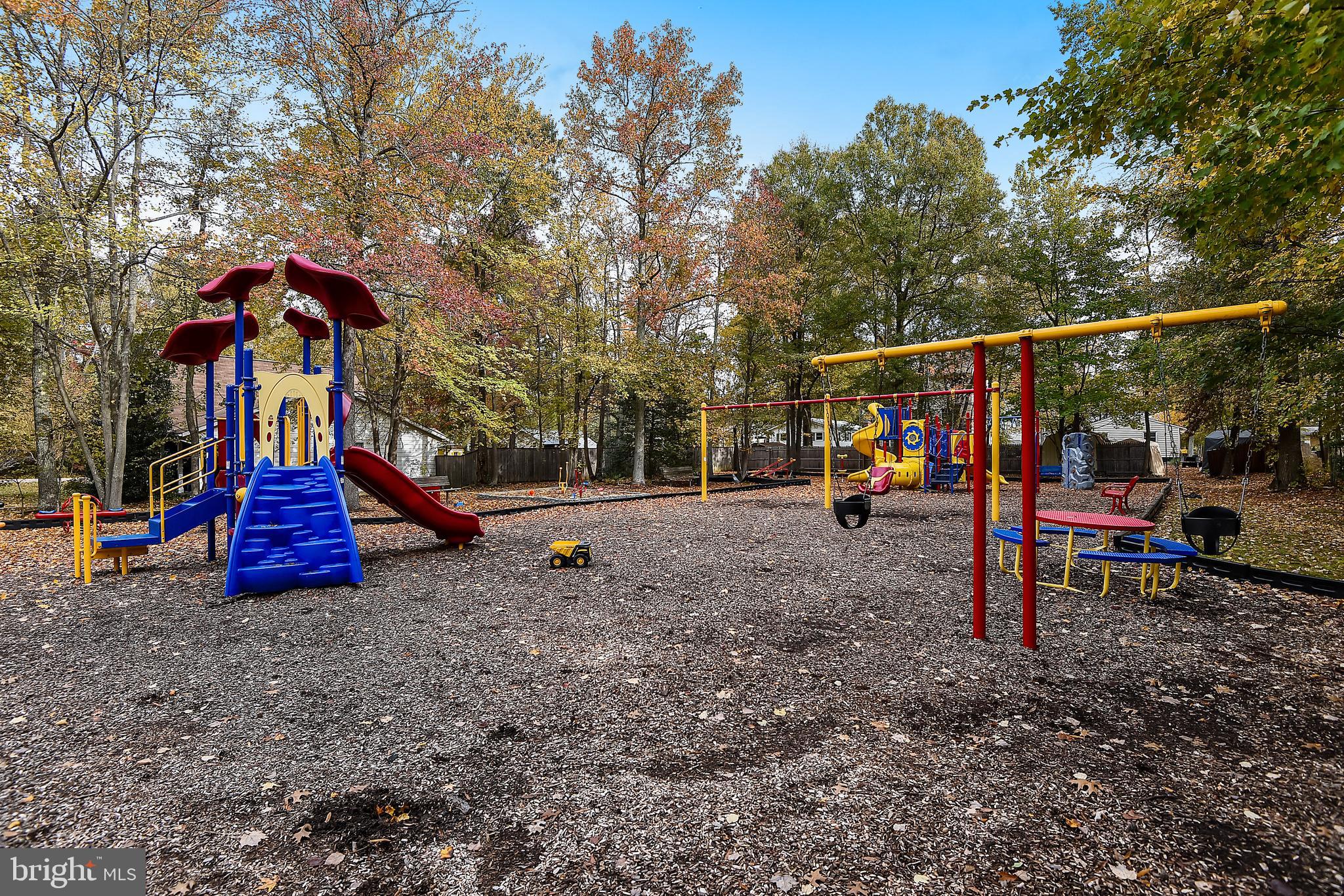 ARUNDEL ON THE BAY - Residential