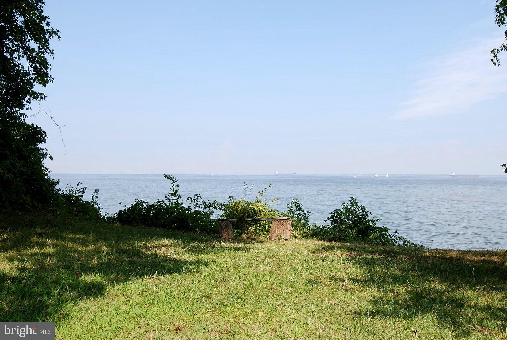 ARUNDEL ON THE BAY - Residential