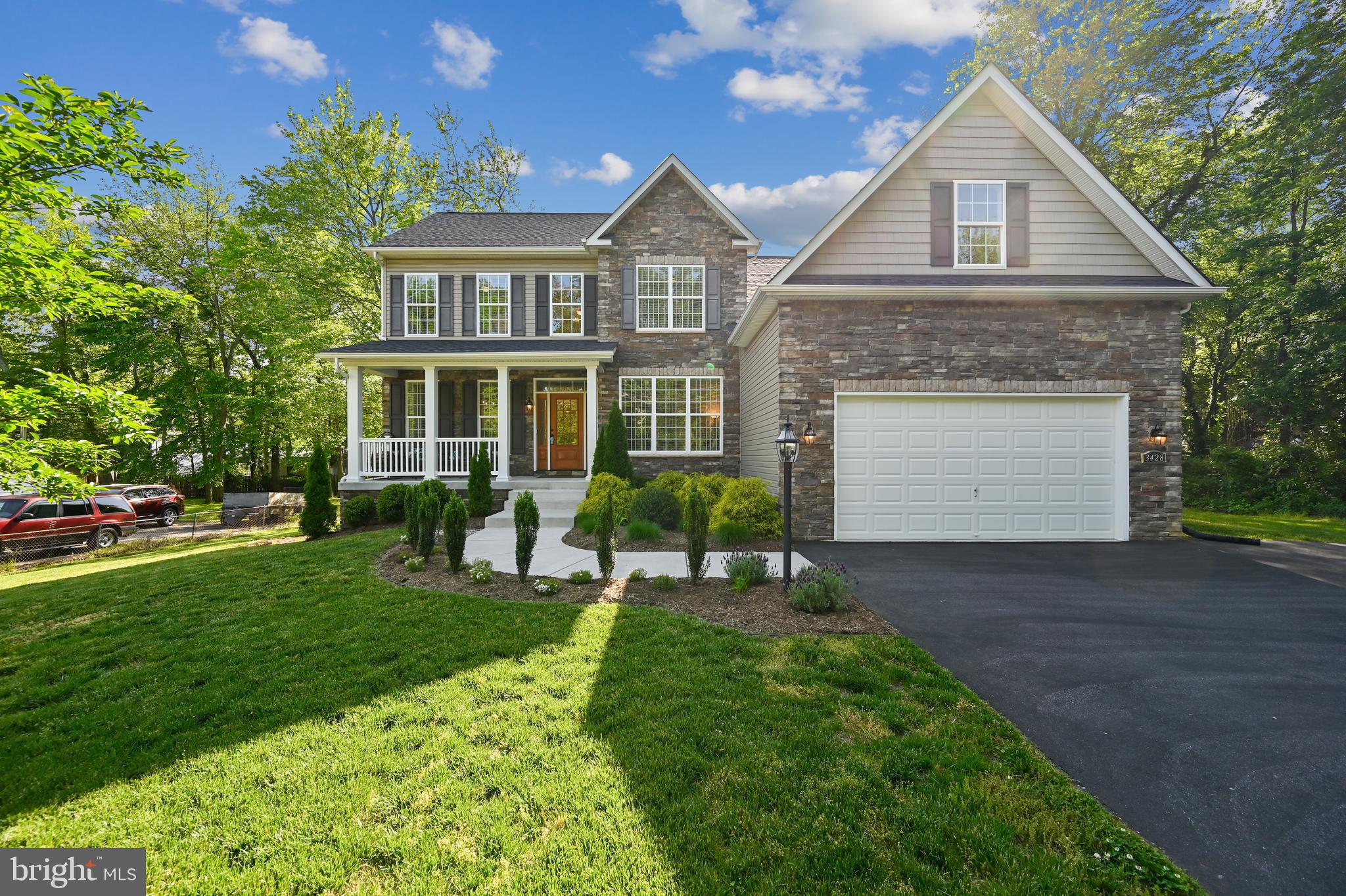 ARUNDEL ON THE BAY - Residential