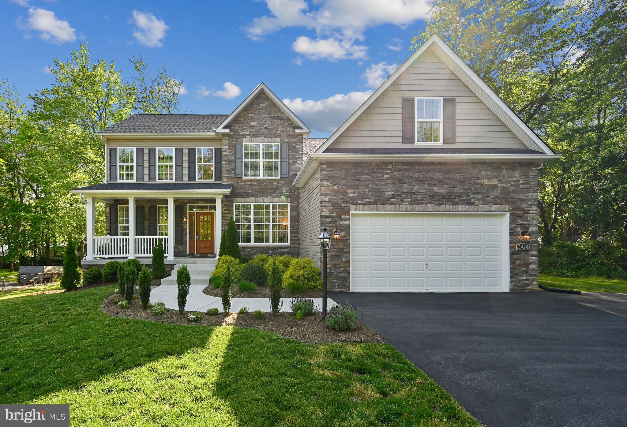 ARUNDEL ON THE BAY - Residential