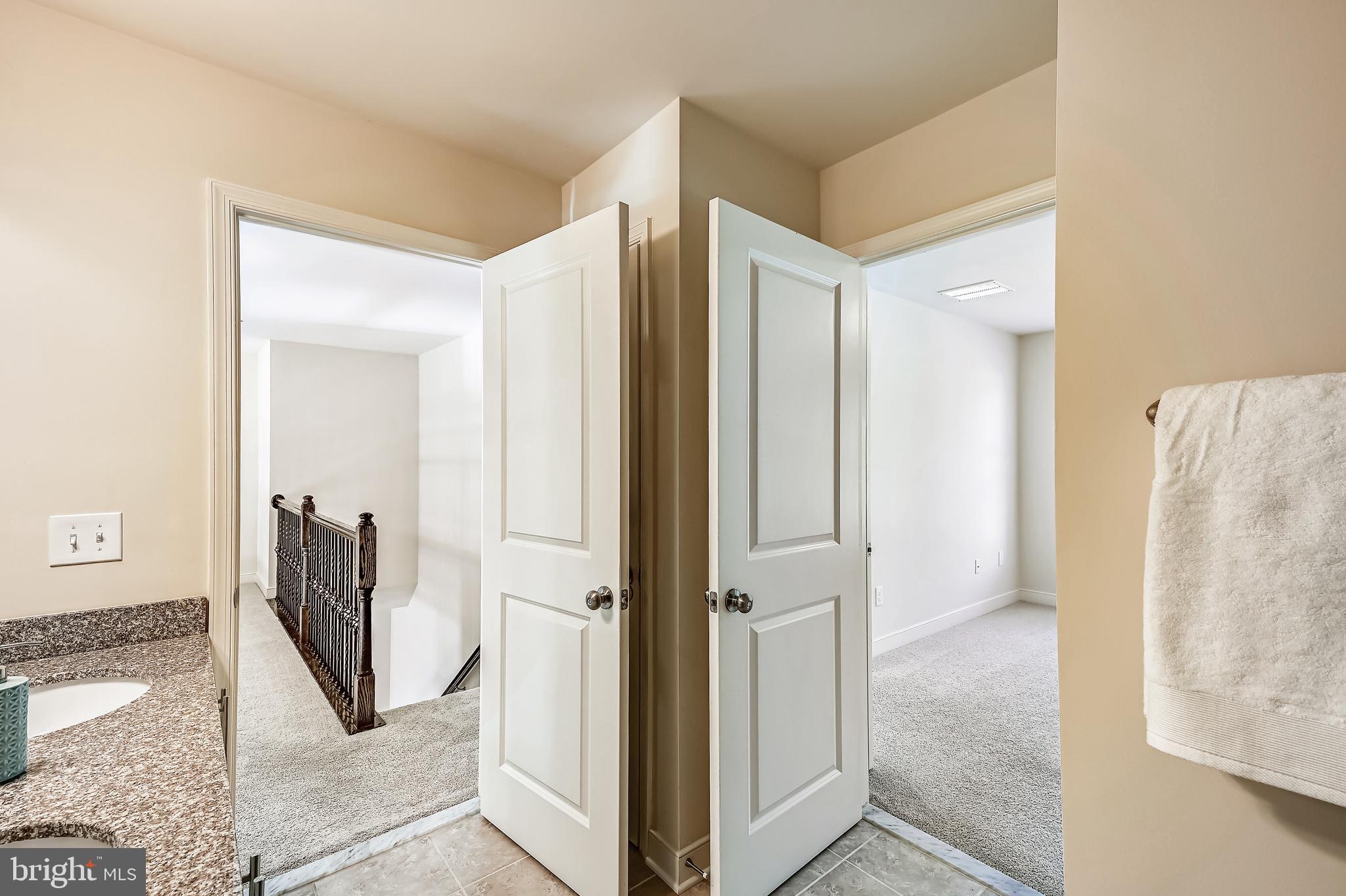 ARUNDEL ON THE BAY - Residential