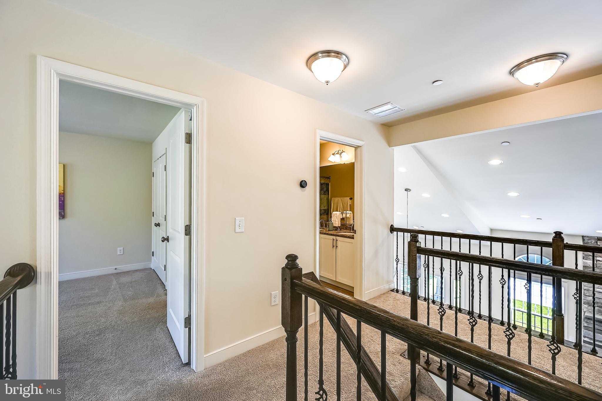 ARUNDEL ON THE BAY - Residential