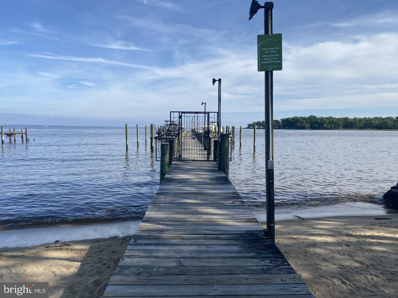 ARUNDEL ON THE BAY - Residential
