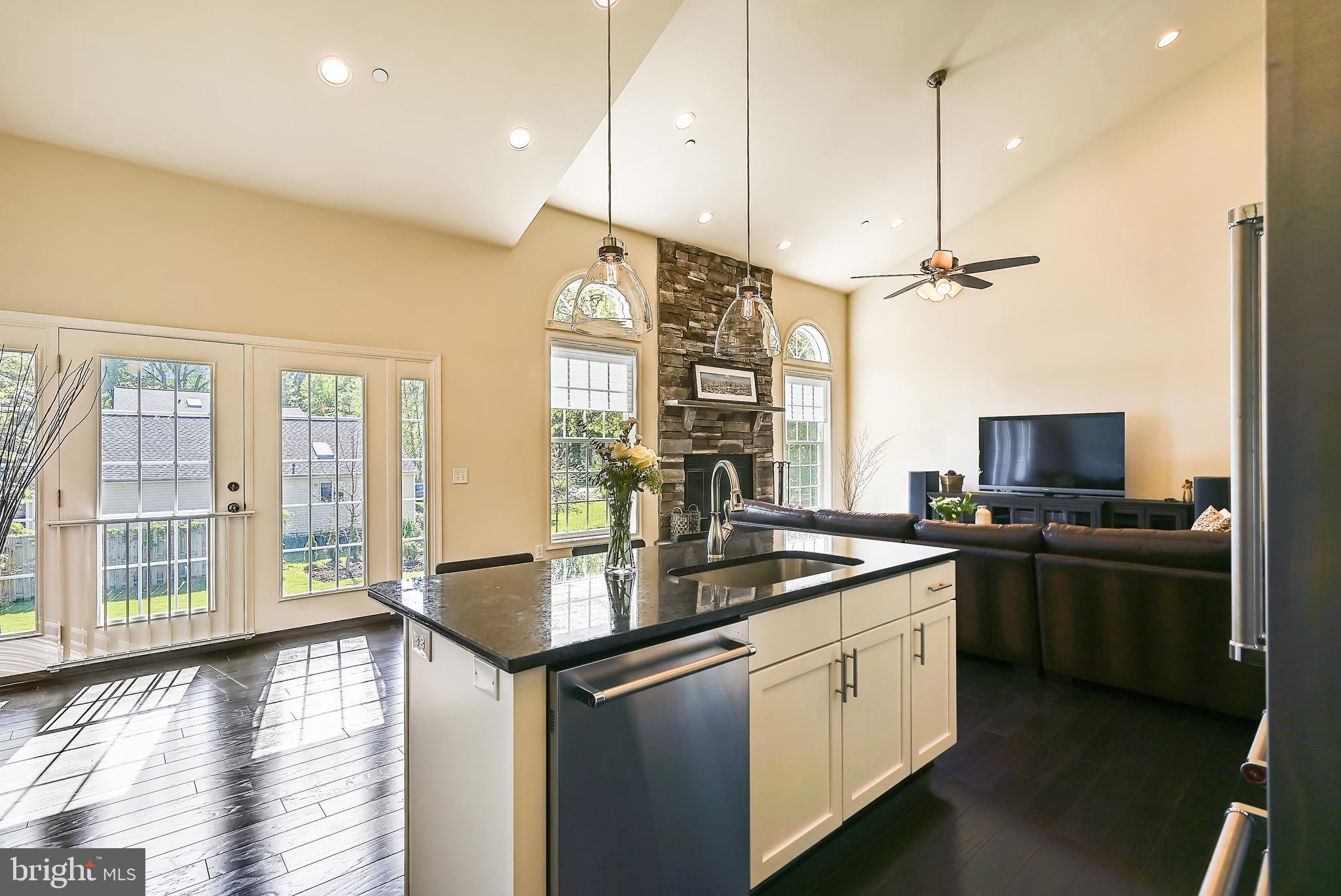 ARUNDEL ON THE BAY - Residential