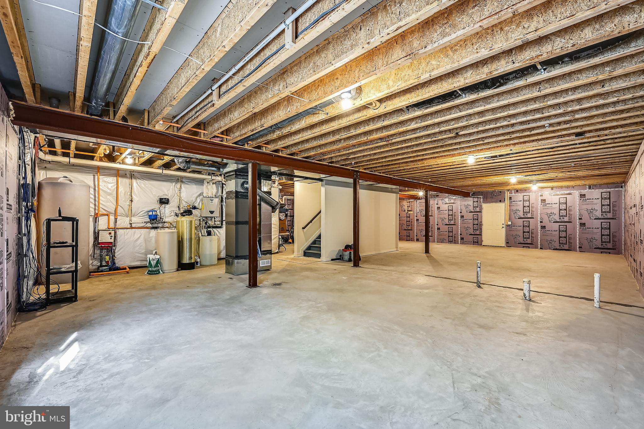 ARUNDEL ON THE BAY - Residential