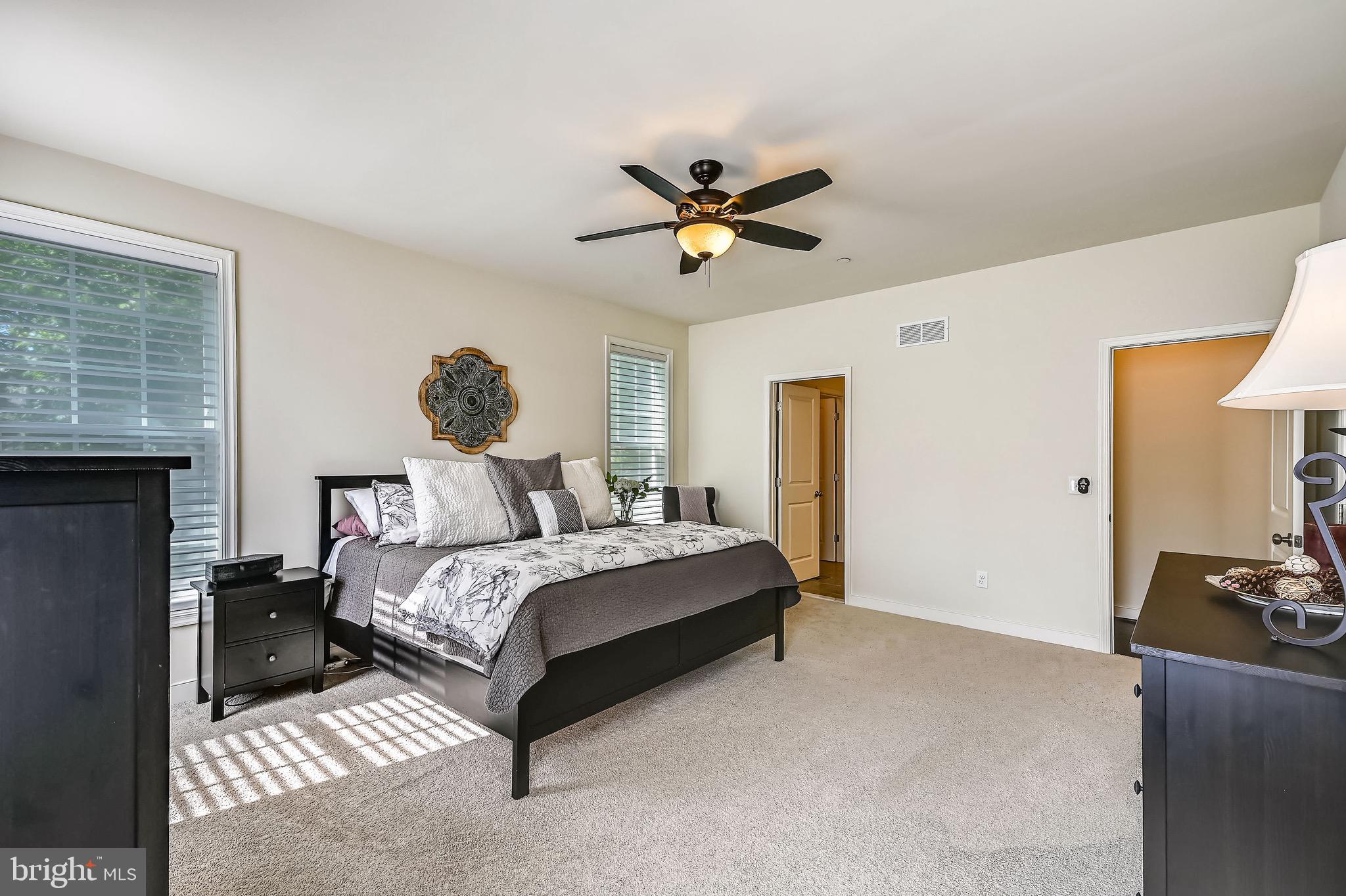 ARUNDEL ON THE BAY - Residential