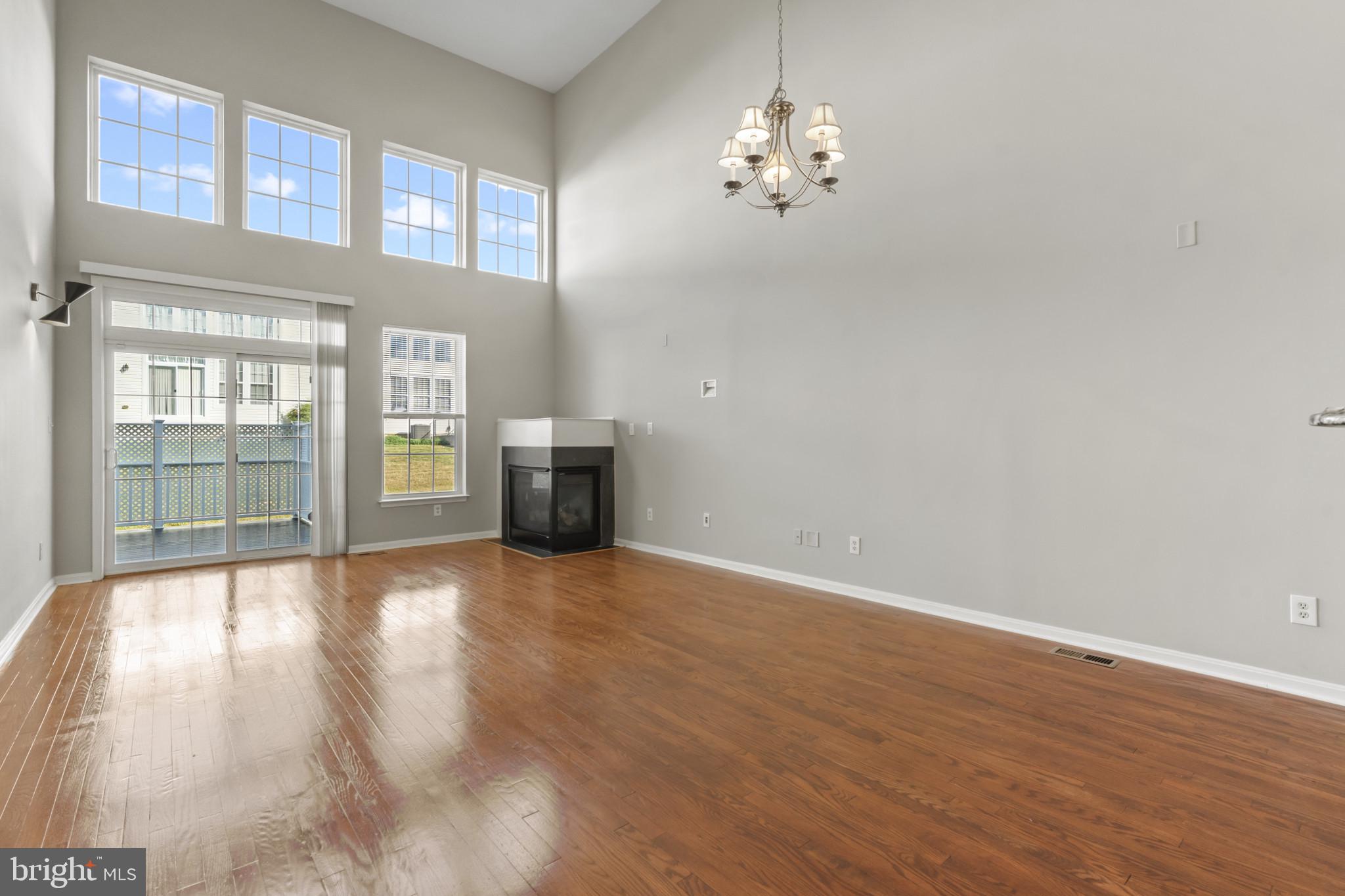 414 GRANVILLE COURT