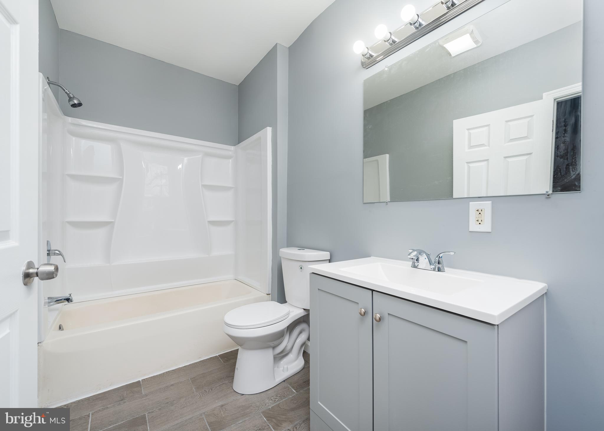 SANDTOWN-WINCHESTER - Residential