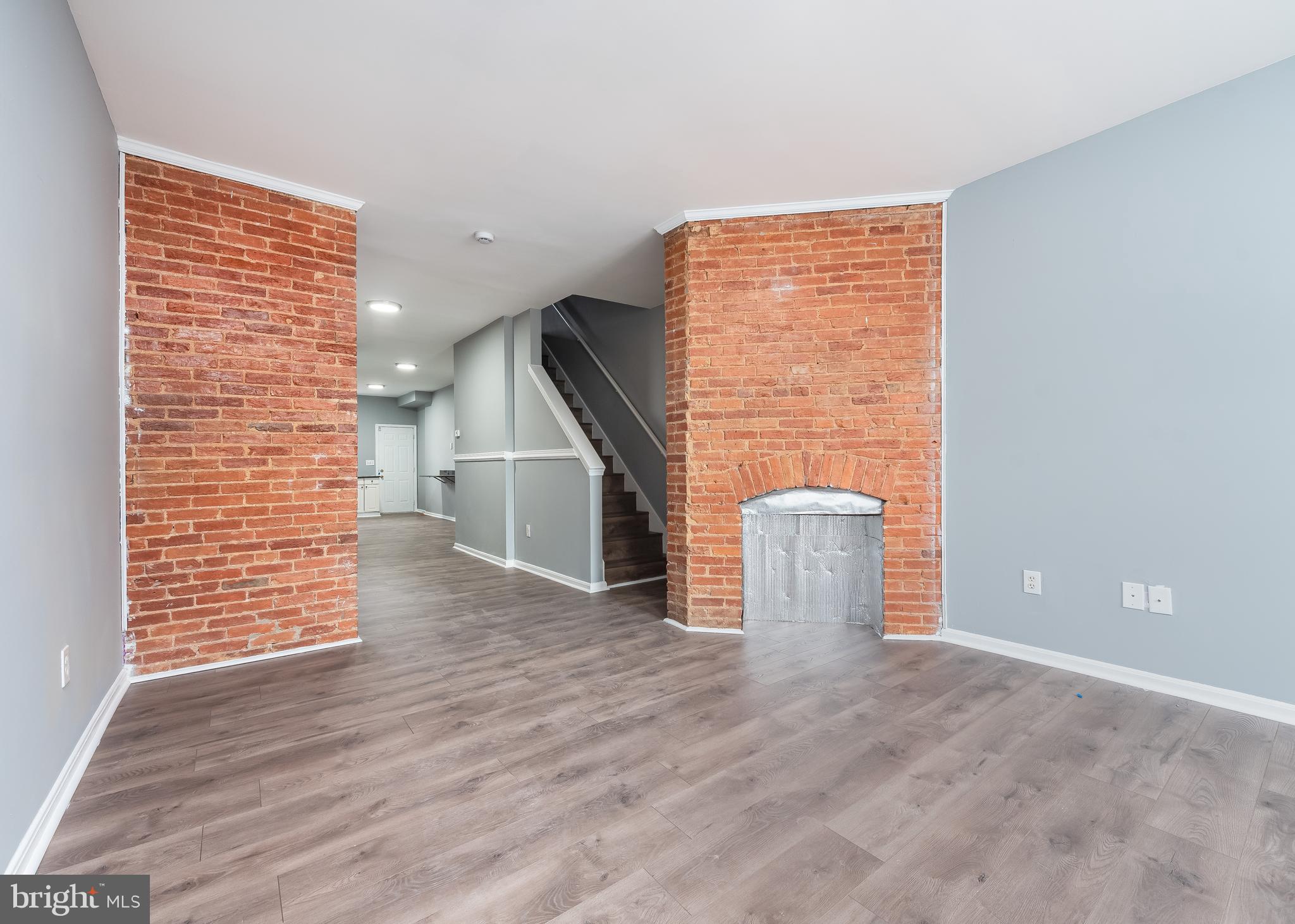 SANDTOWN-WINCHESTER - Residential