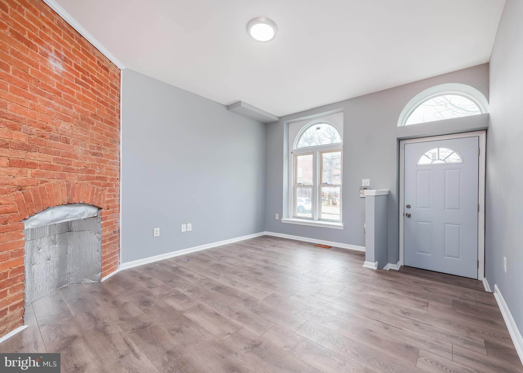 SANDTOWN-WINCHESTER - Residential