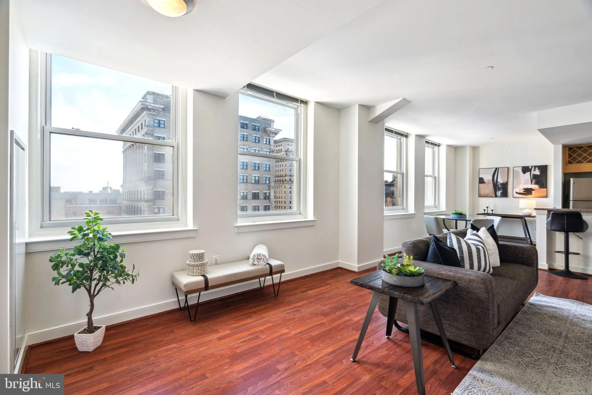 Philadelphia, Pennsylvania 19102, United States, 1 Bedroom Bedrooms, ,1 BathroomBathrooms,Residential,Active,181583