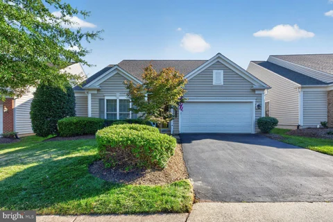 44473 Blueridge Meadows Drive, Ashburn, VA MLS: VALO2136764