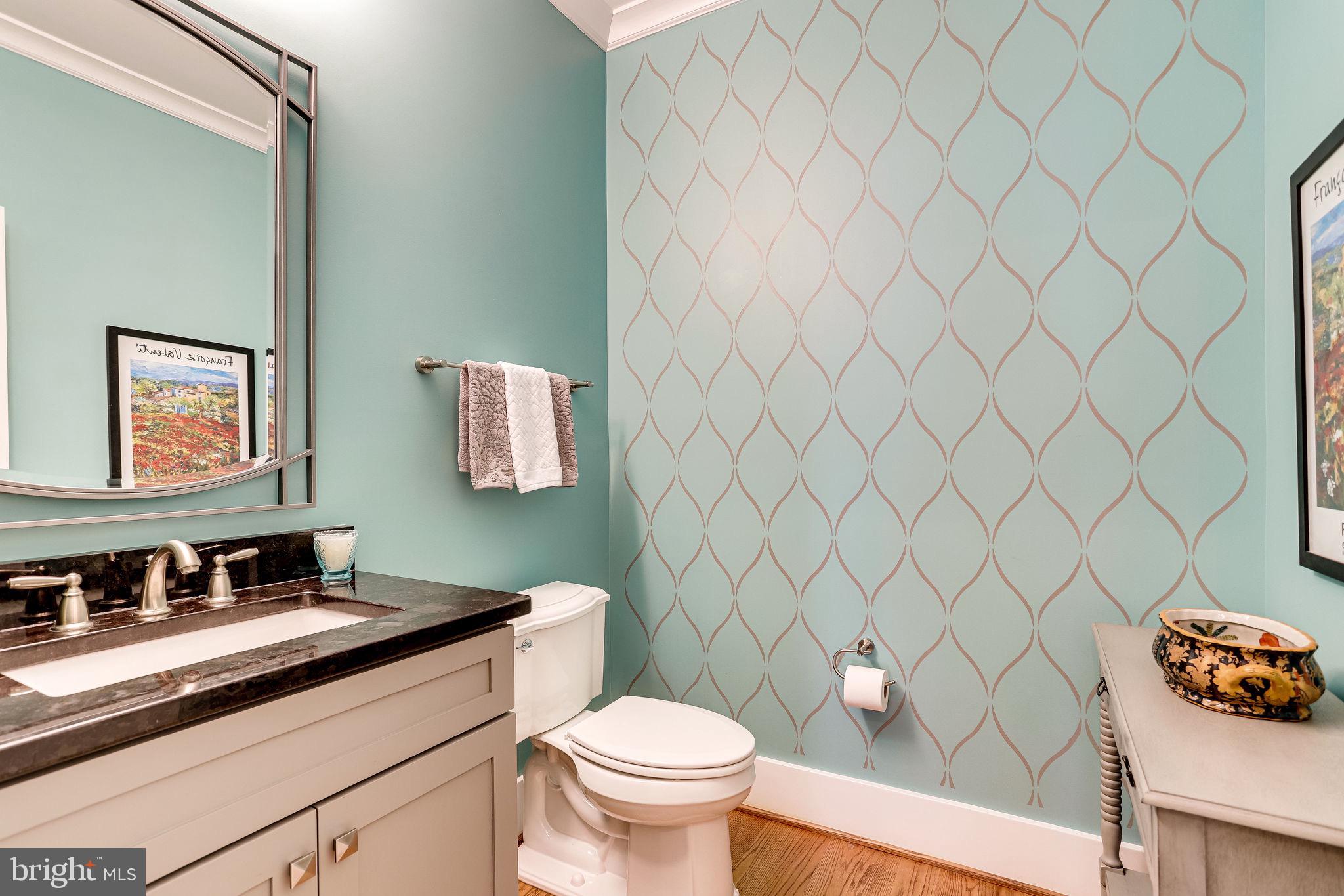 THE WILLIAMSBURG - Residential