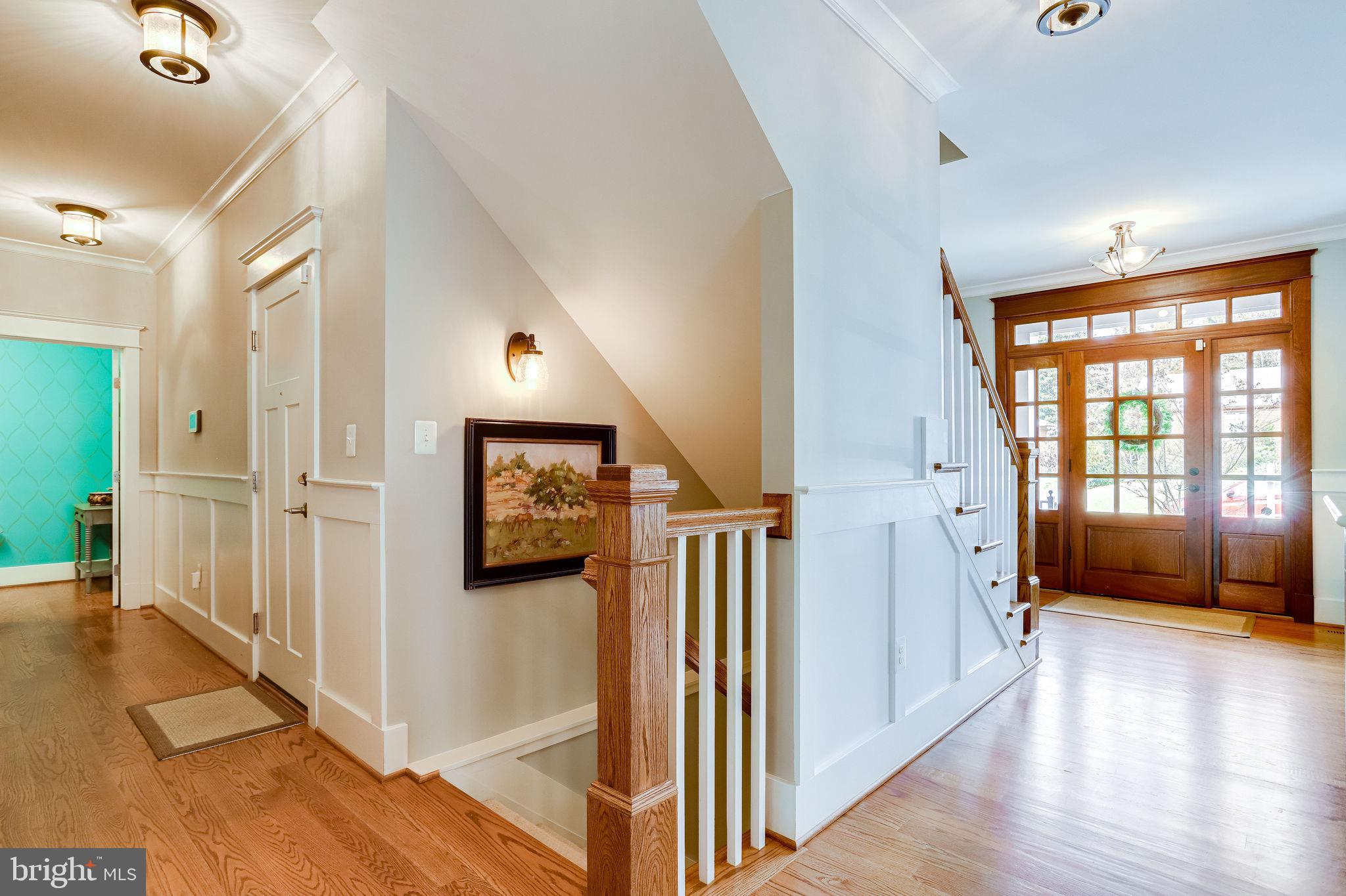 THE WILLIAMSBURG - Residential