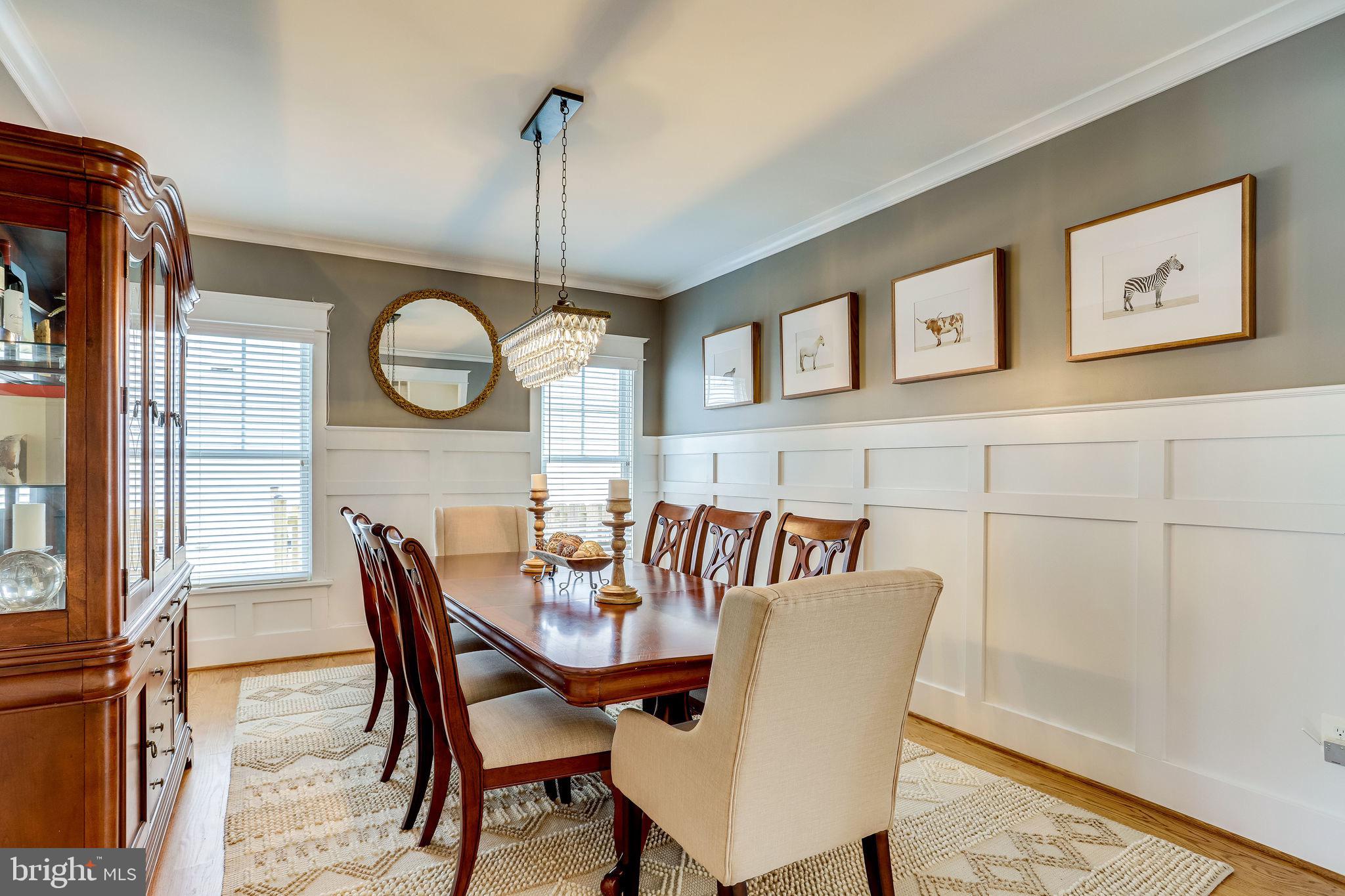 THE WILLIAMSBURG - Residential