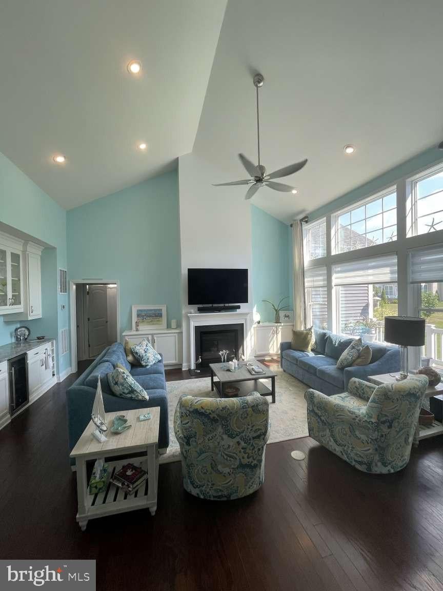 34017 SMITHS POINT LANE