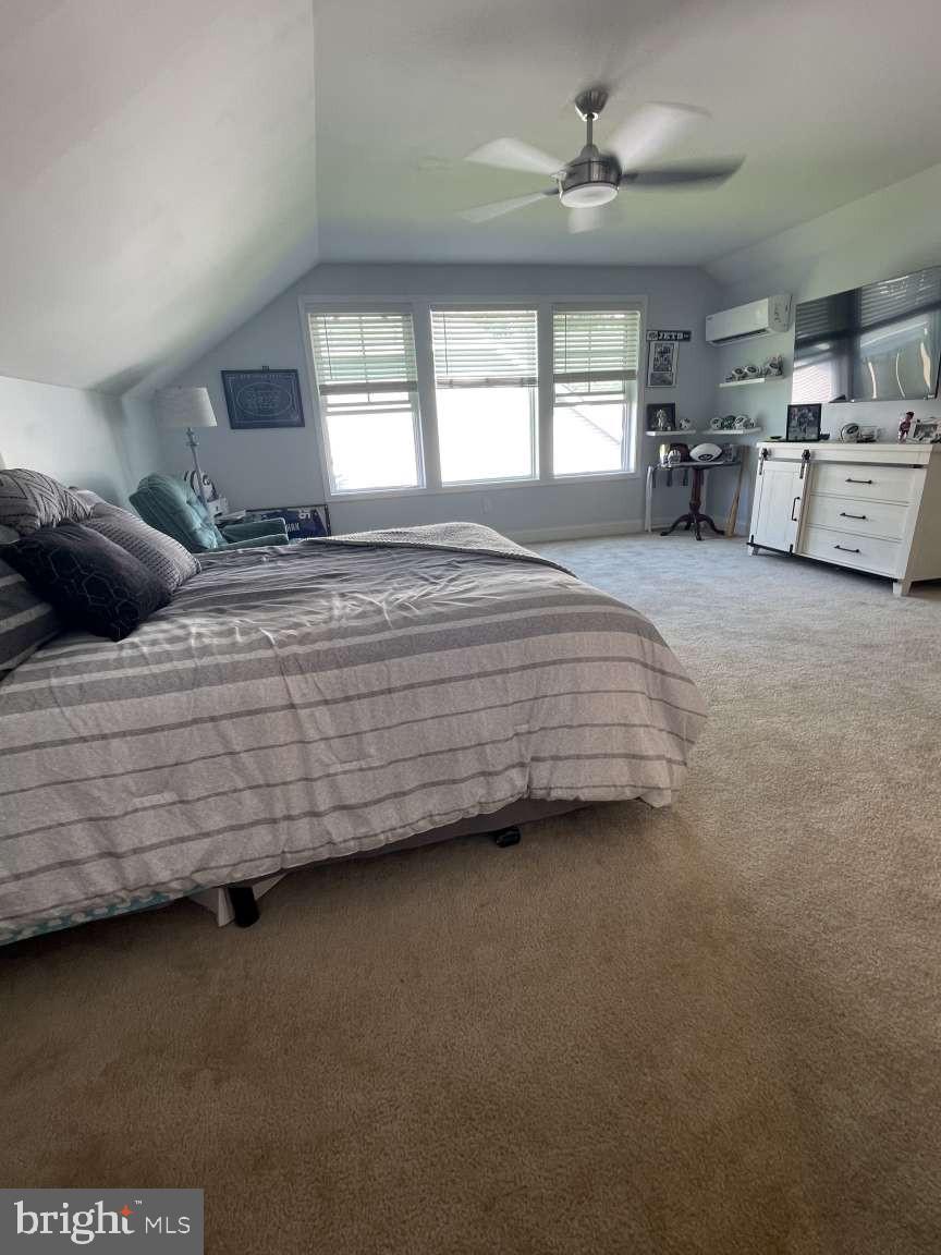 COASTAL CLUB - Residential
