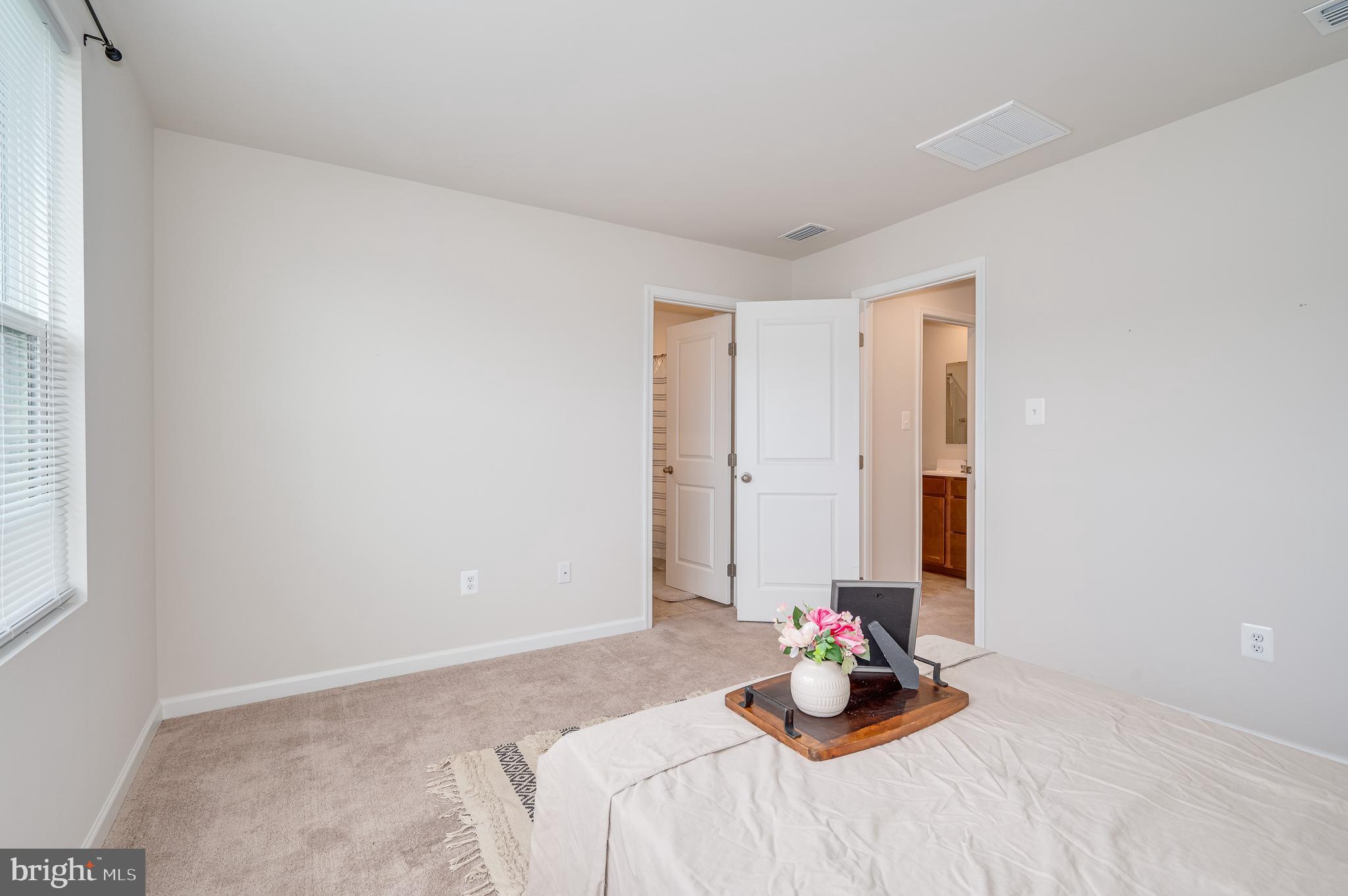 THE LAKES AT MARTINSBURG - Residential