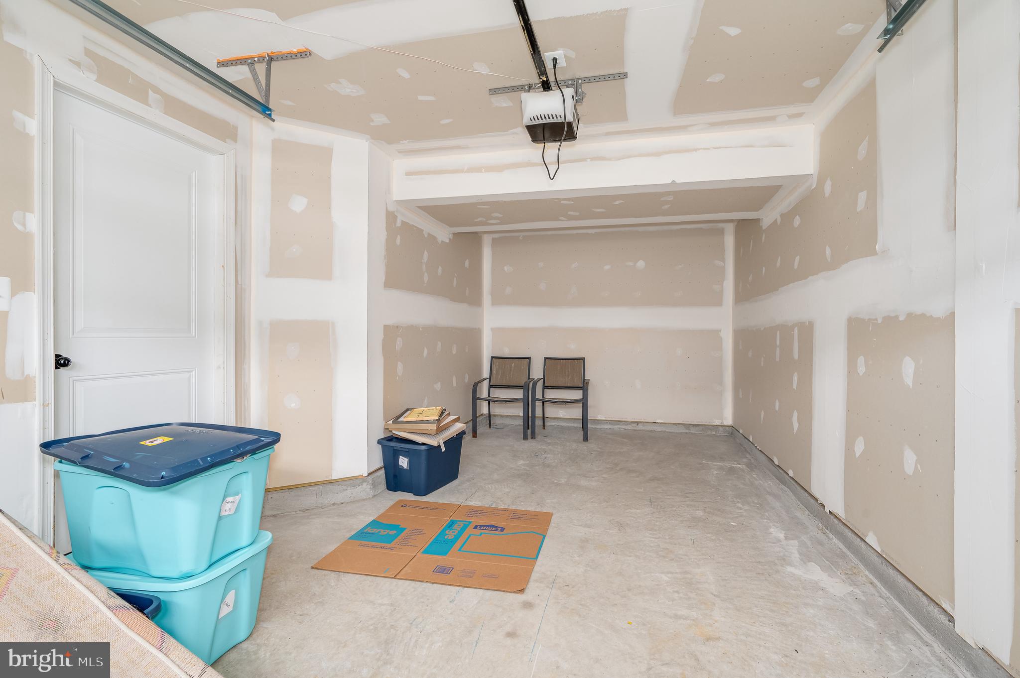 THE LAKES AT MARTINSBURG - Residential