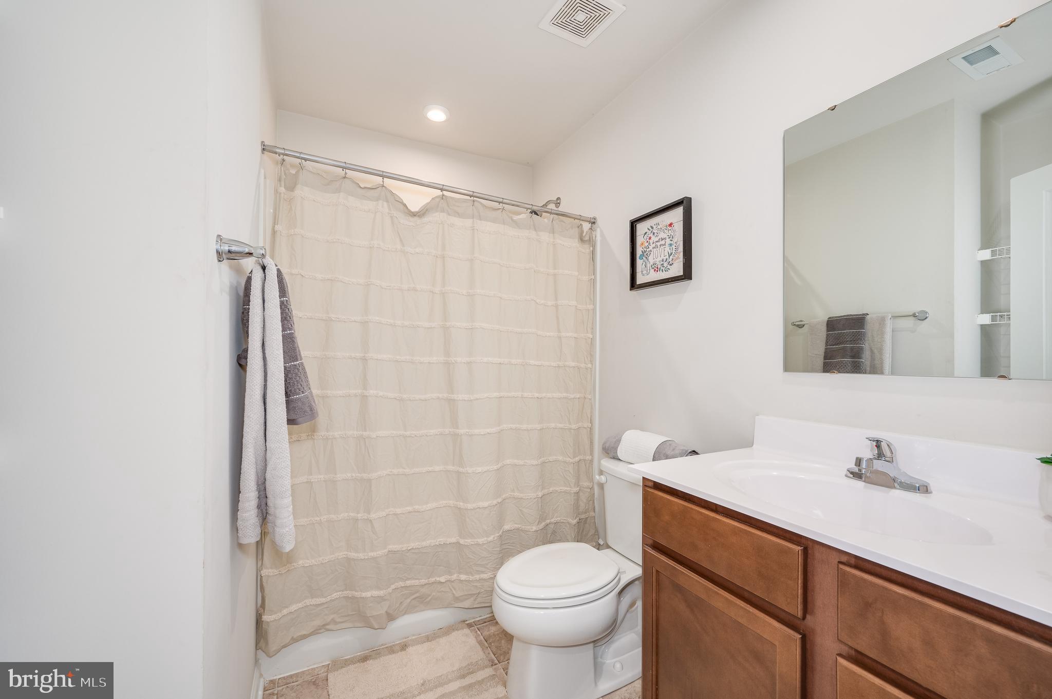 THE LAKES AT MARTINSBURG - Residential