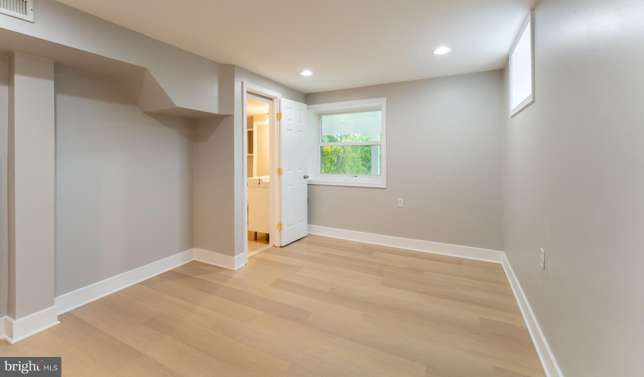 GERMANTOWN ESTATES - Residential