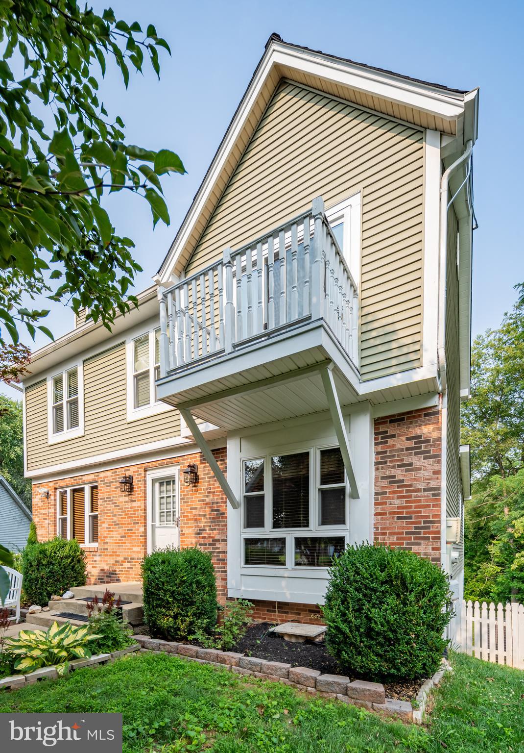 3 MCFARLIN COURT