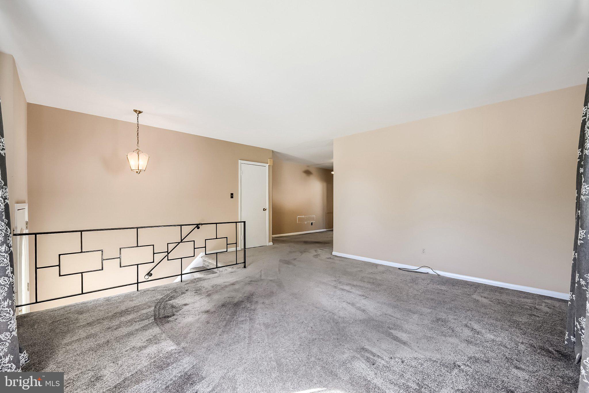 3712 LAMBSON ROAD