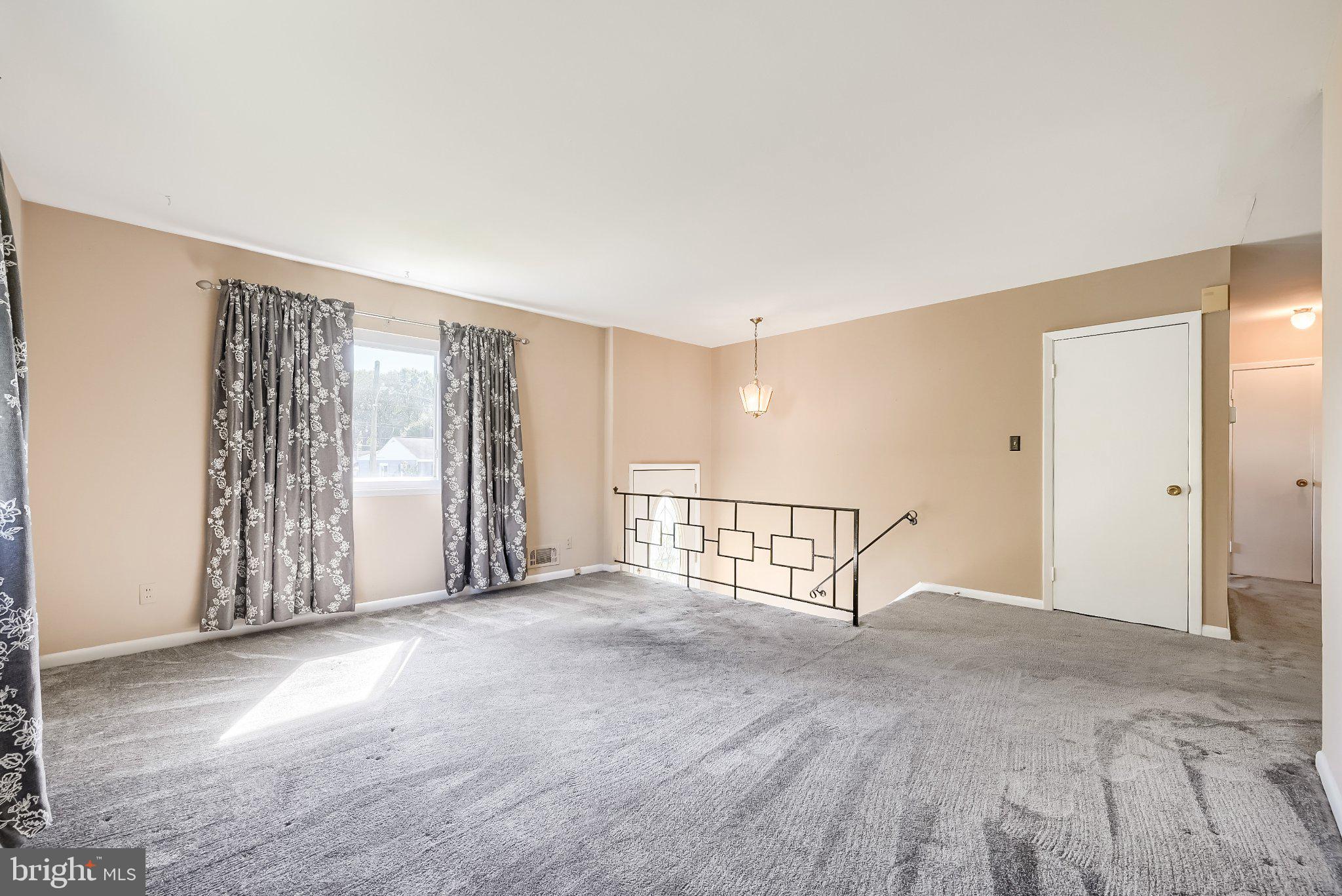 3712 LAMBSON ROAD