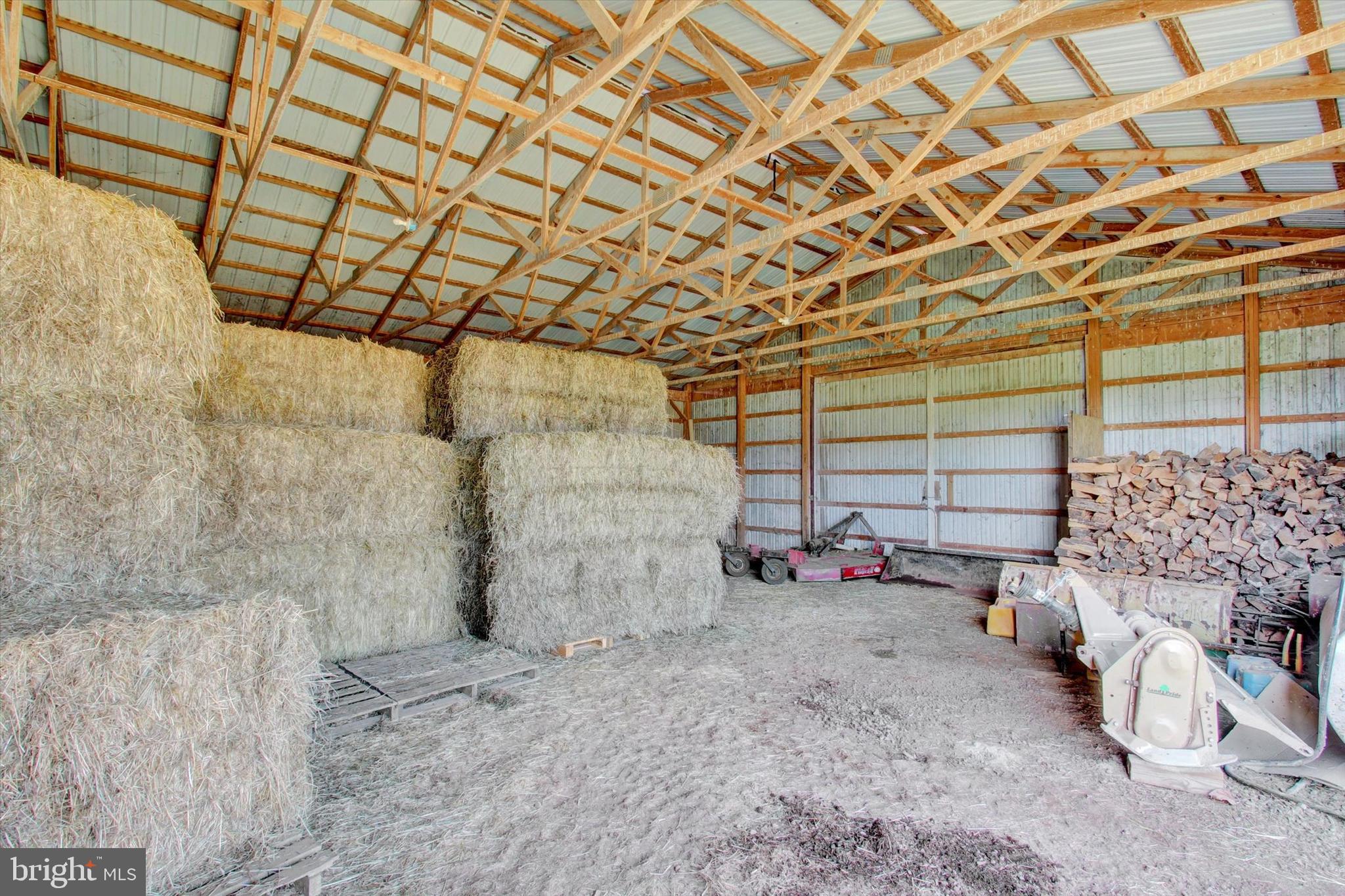 EAST BERLIN AREA - Farm