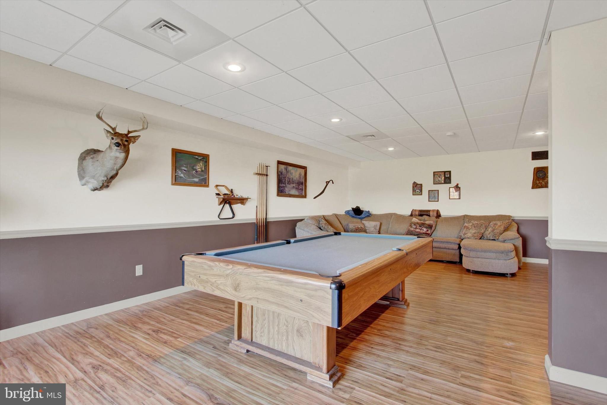 EAST BERLIN AREA - Farm