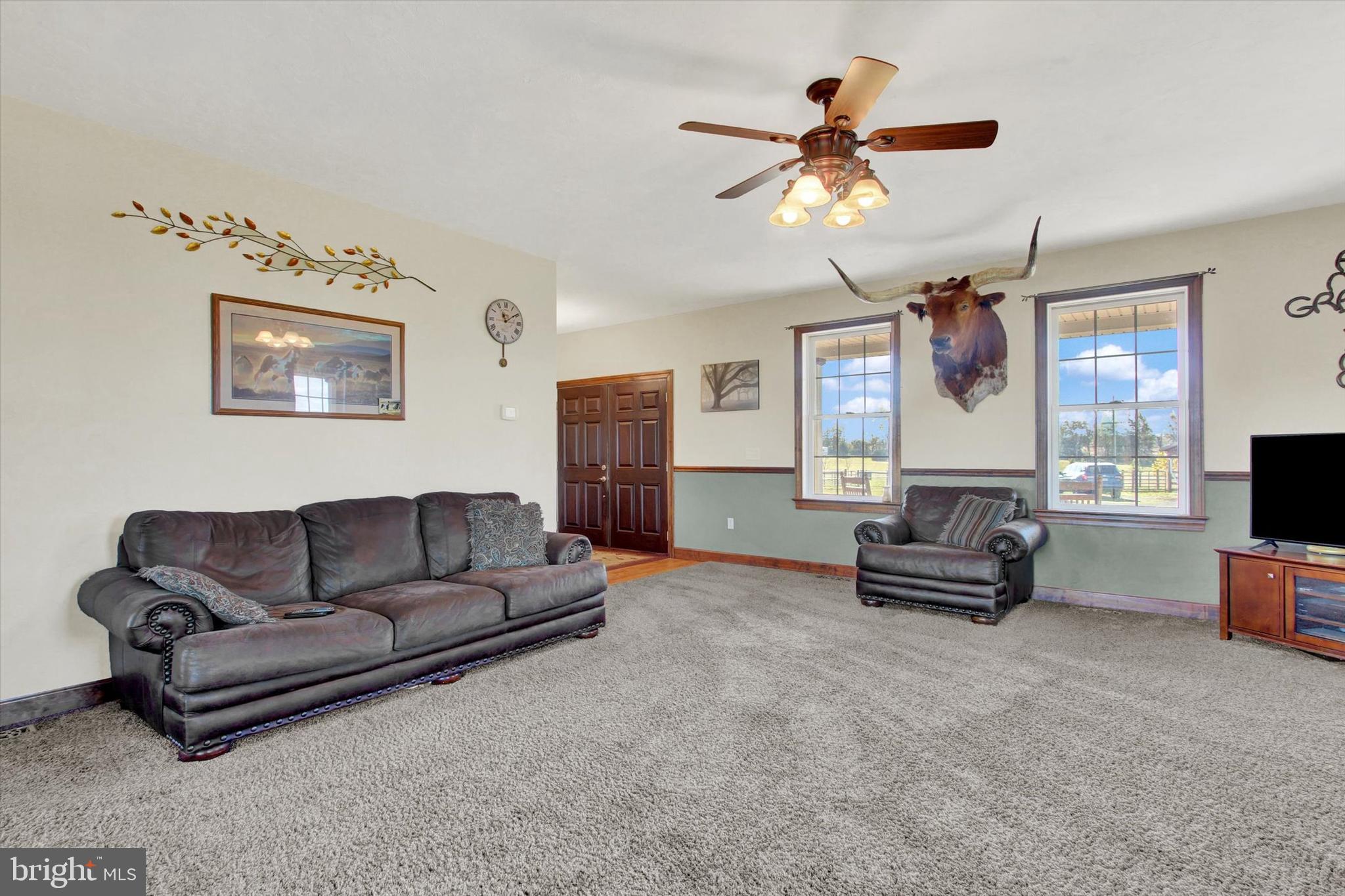 EAST BERLIN AREA - Farm