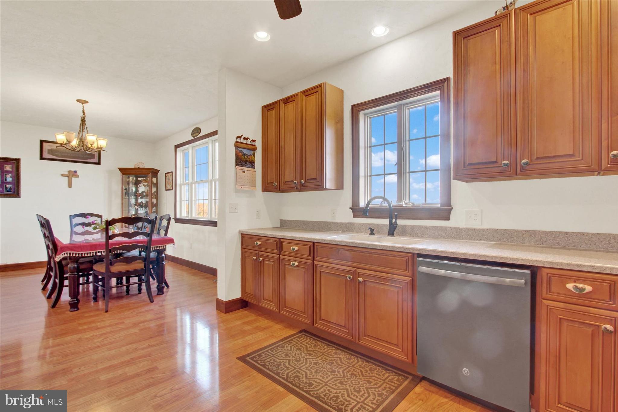 EAST BERLIN AREA - Farm