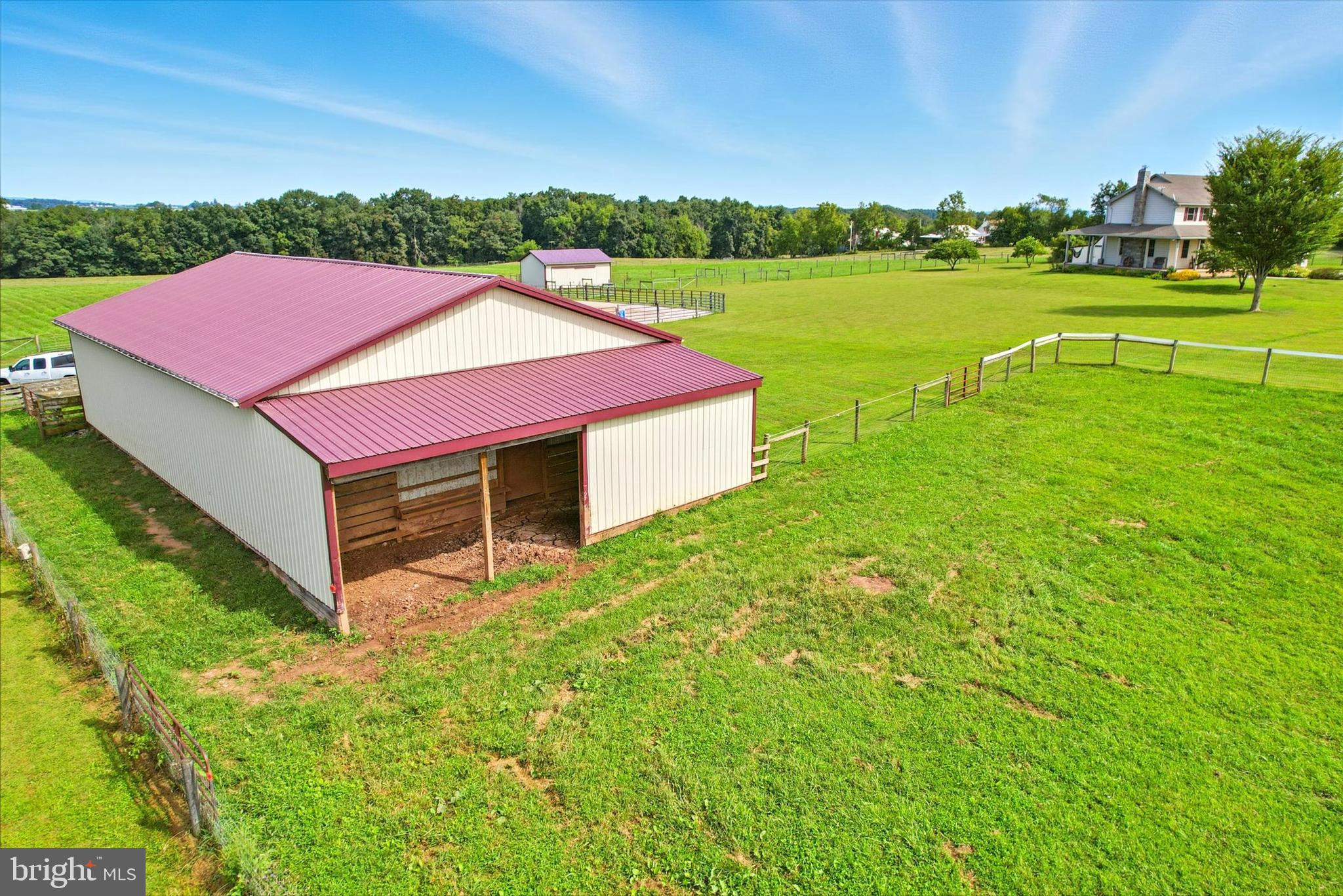 EAST BERLIN AREA - Farm