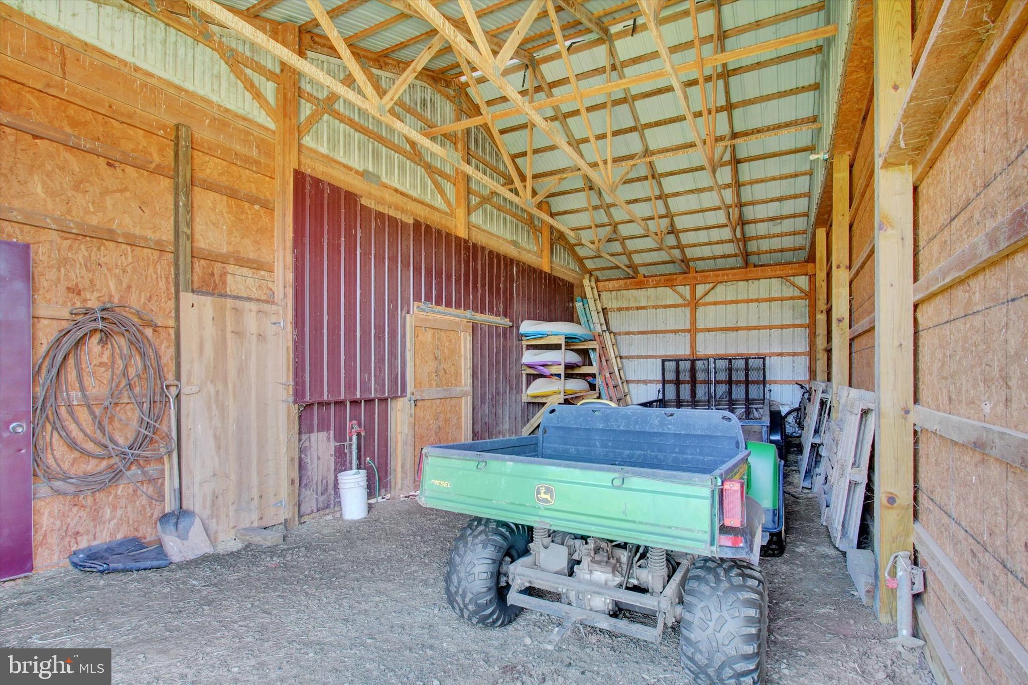 EAST BERLIN AREA - Farm