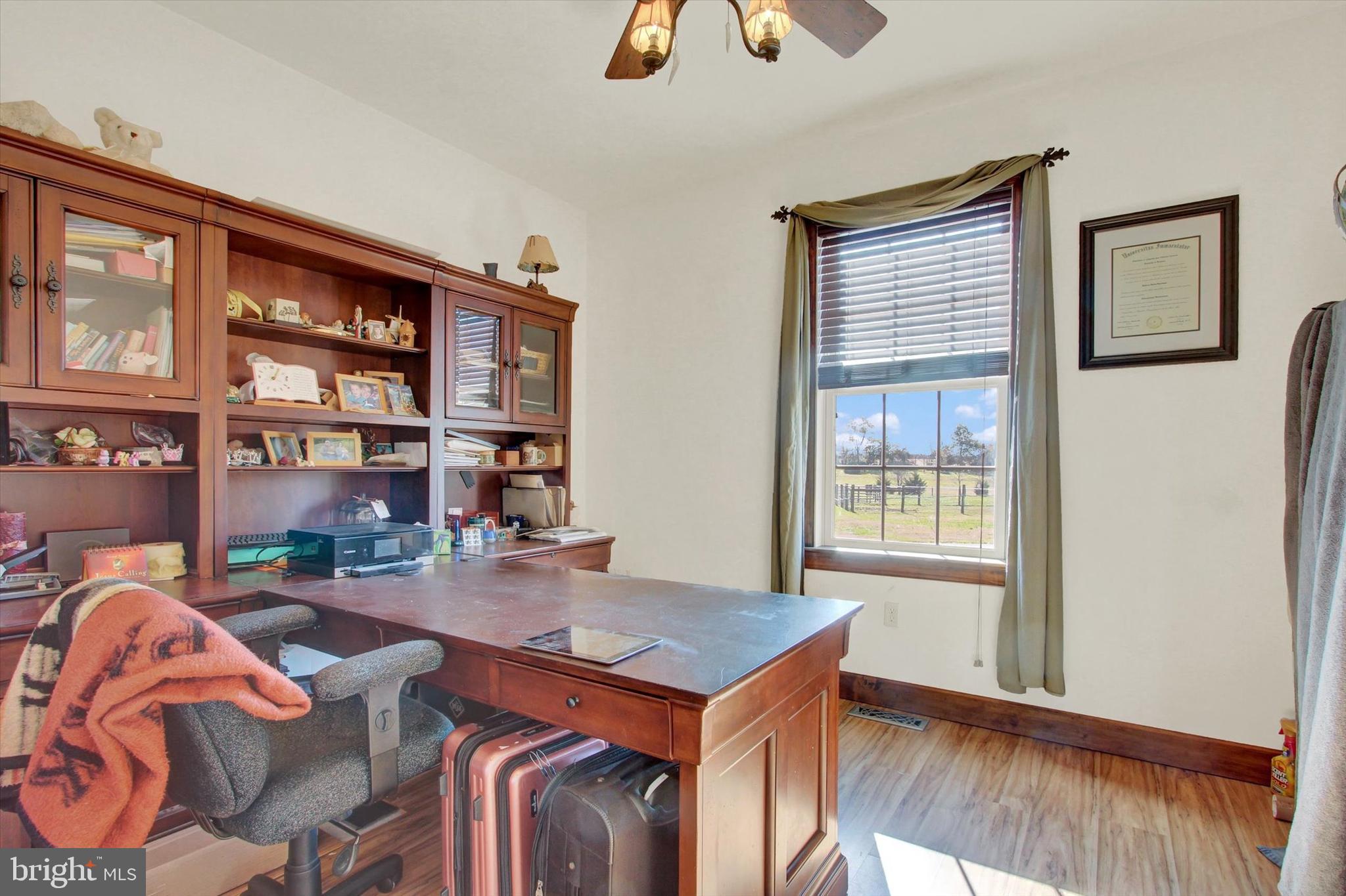 EAST BERLIN AREA - Farm