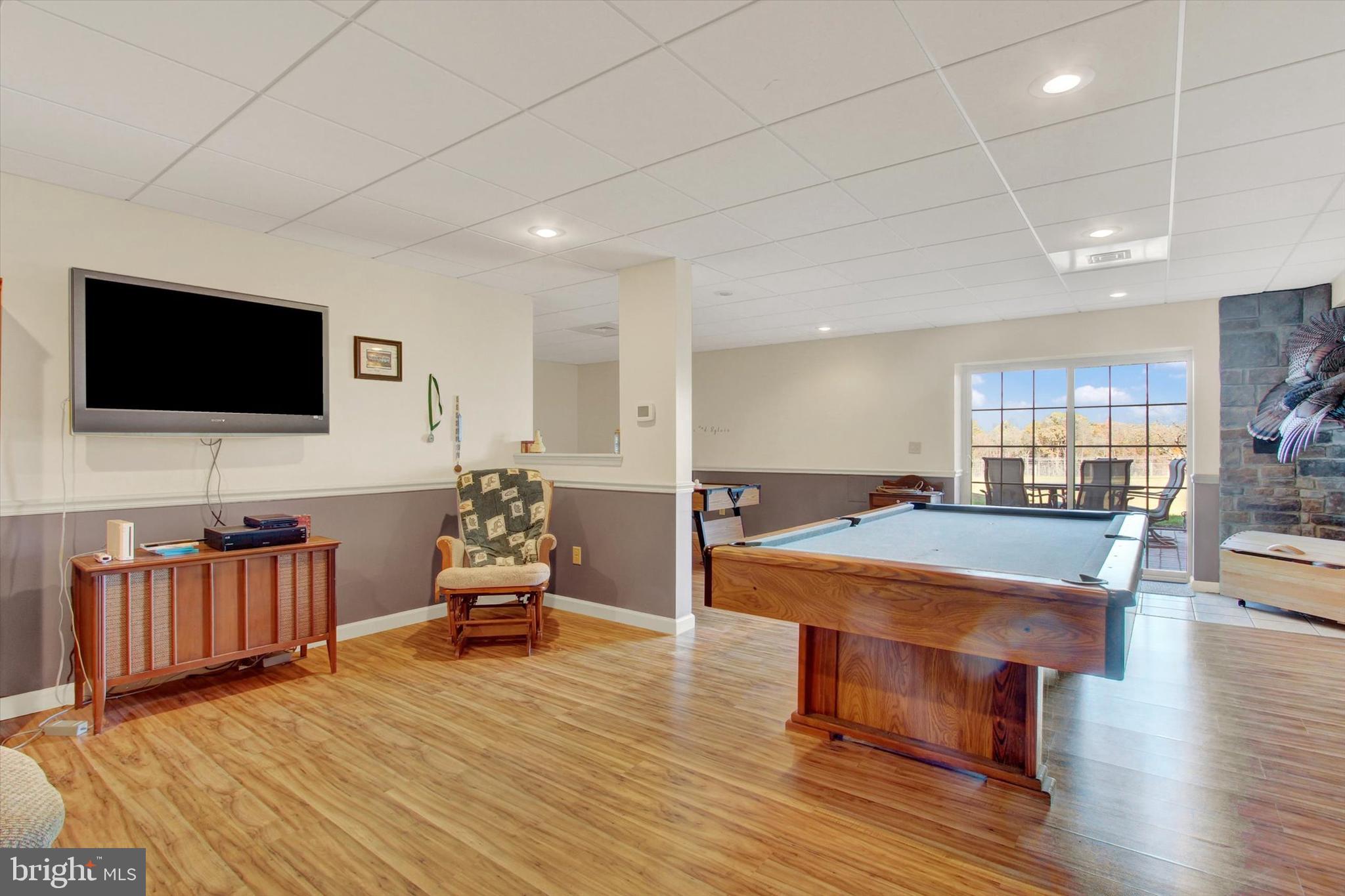 EAST BERLIN AREA - Farm