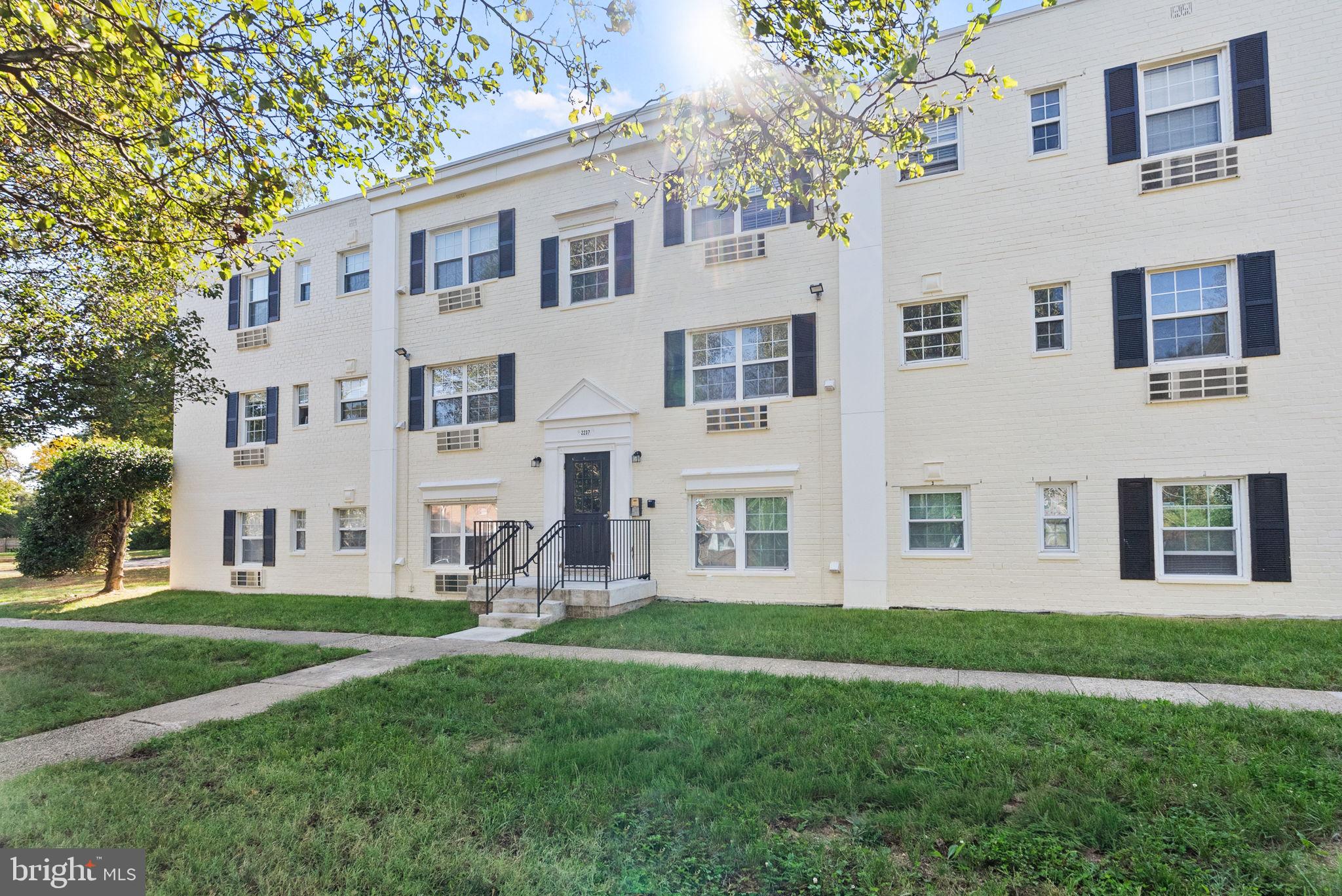 FARRINGTON PLACE - Residential