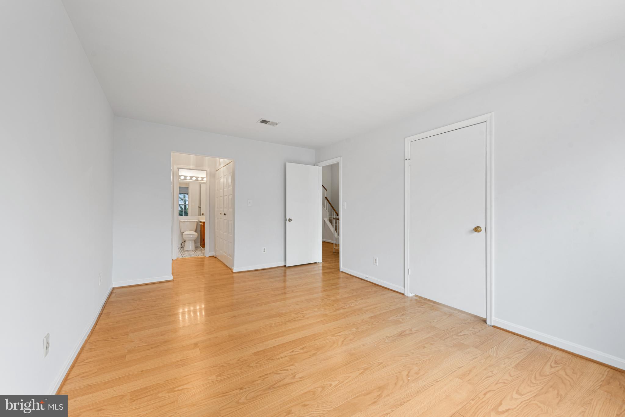 WILLOW COVE MANORS - Residential