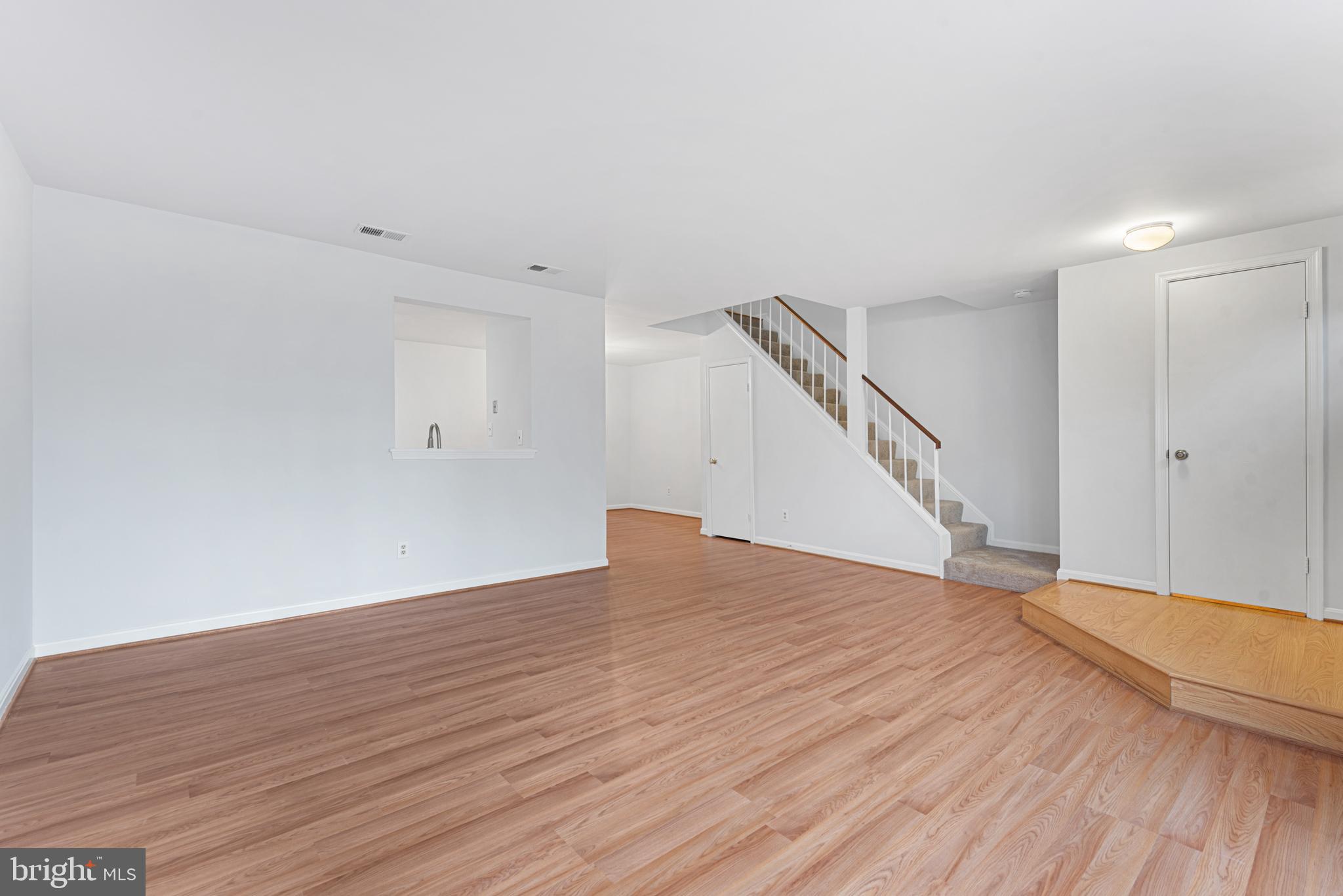 WILLOW COVE MANORS - Residential