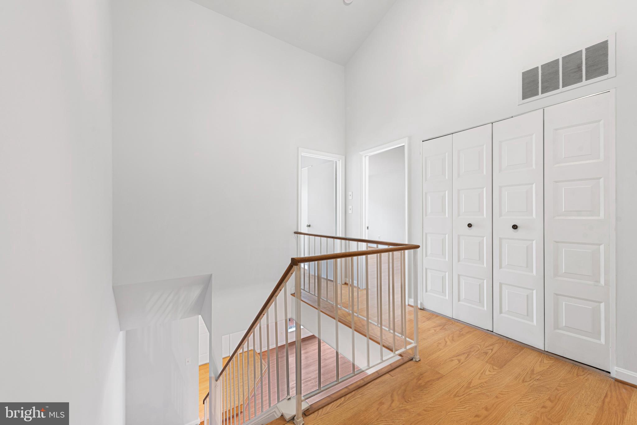 WILLOW COVE MANORS - Residential