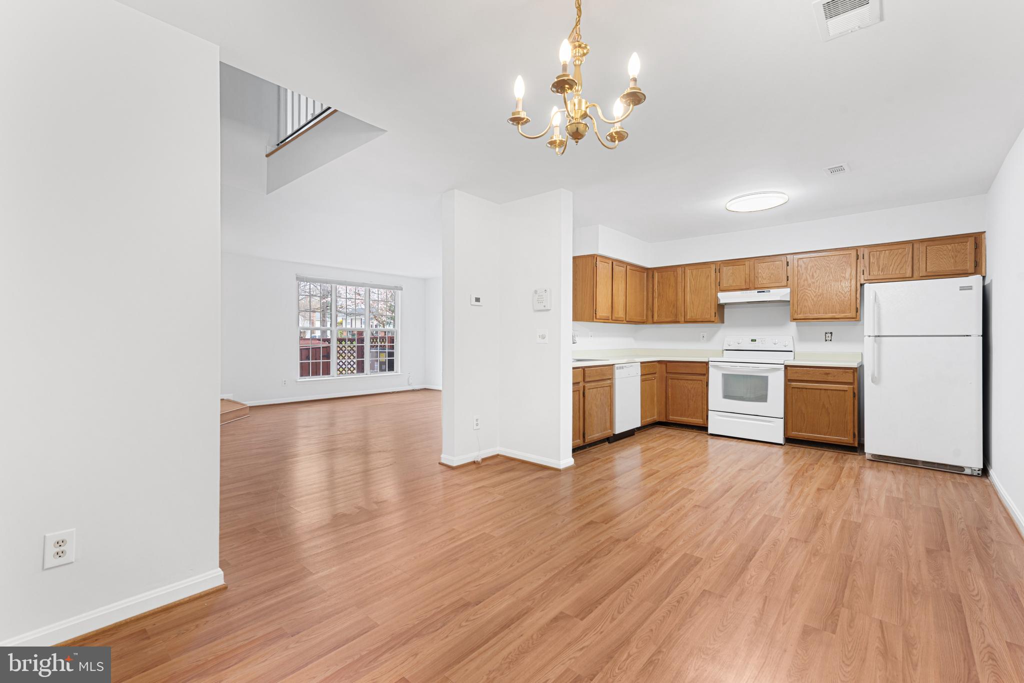 WILLOW COVE MANORS - Residential